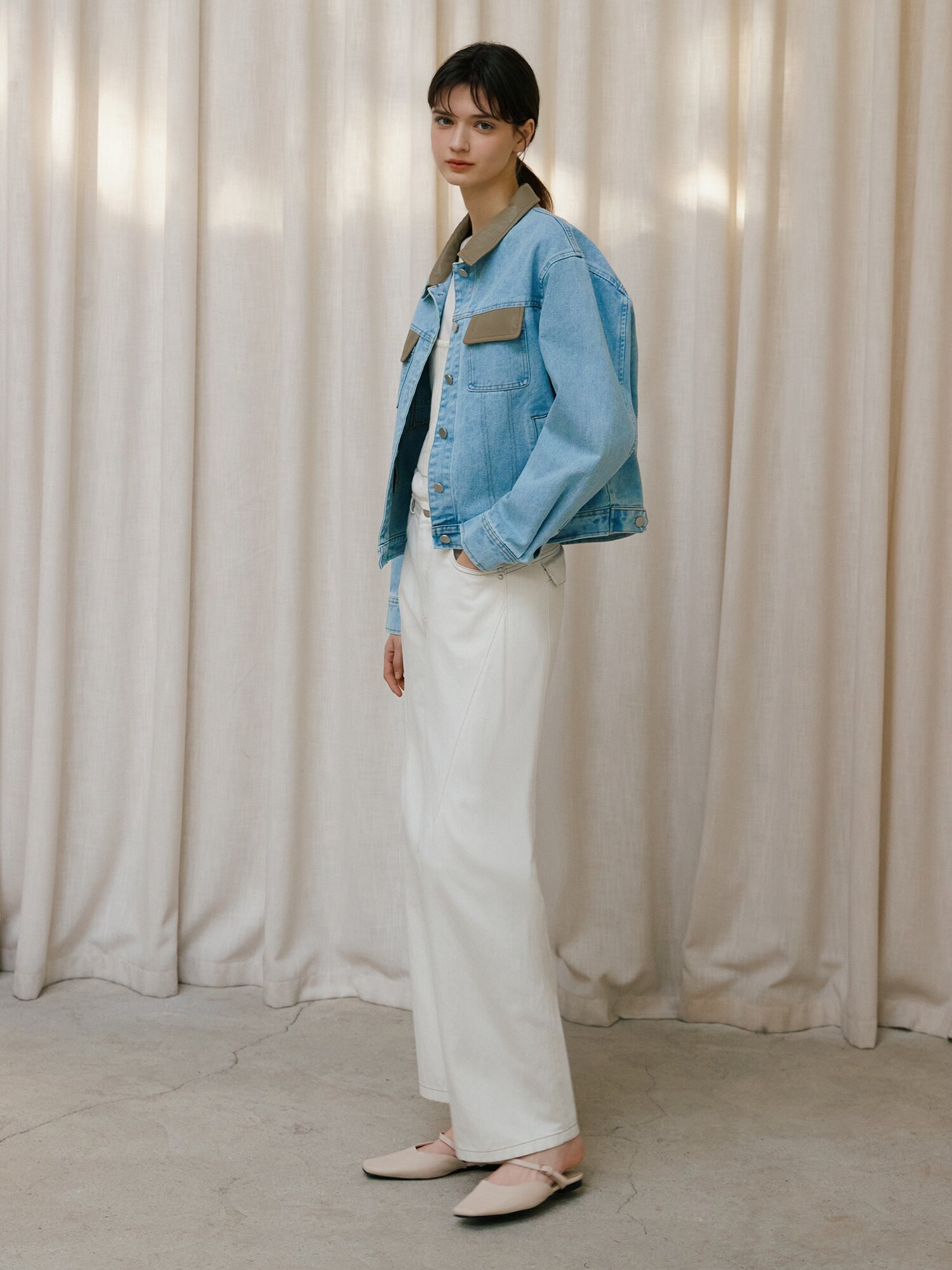 페이크 레더 배색 데님 재킷 (BLUE)