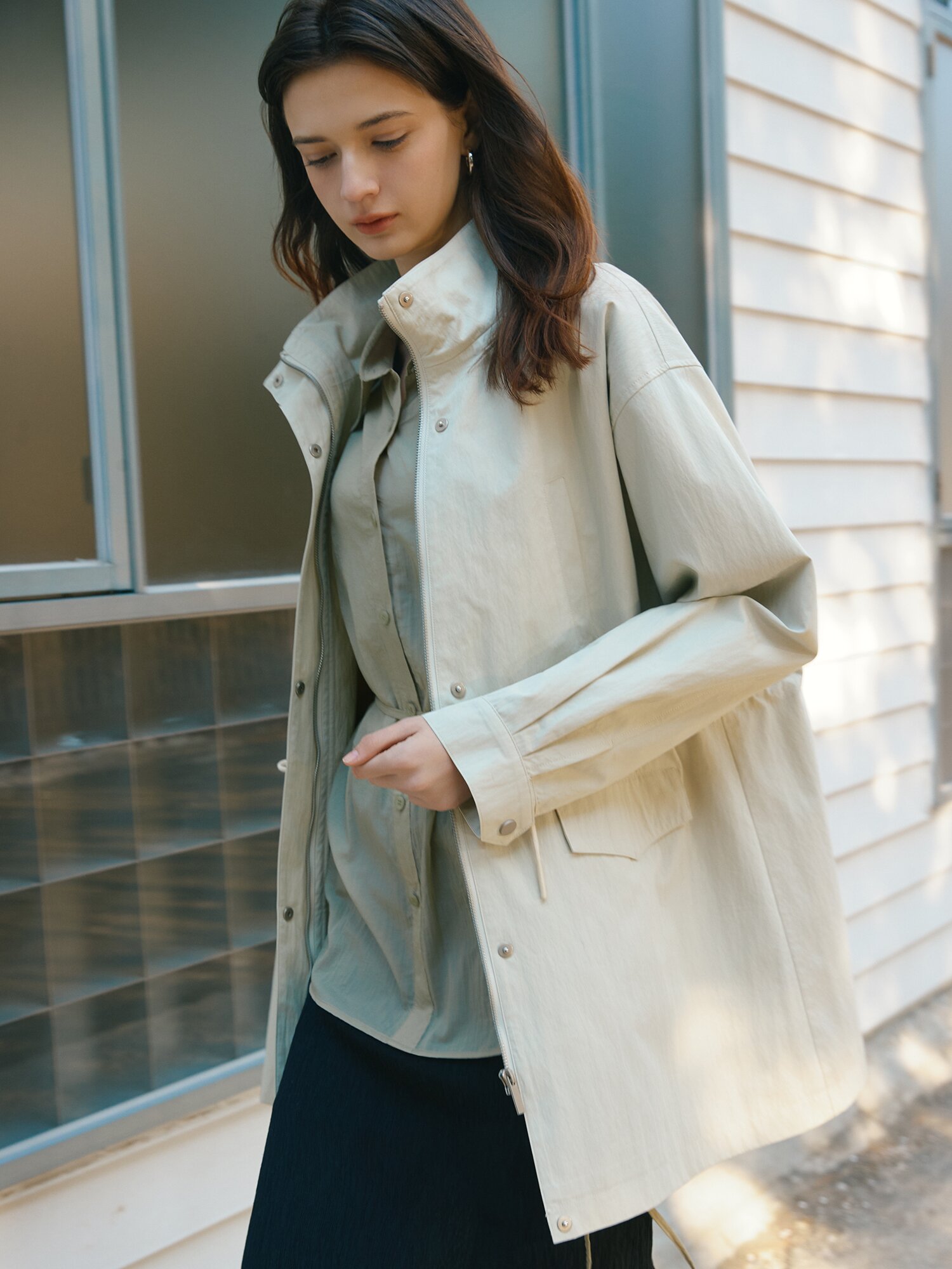 오버핏 스트링 하이넥 하프 재킷 (CREAM)