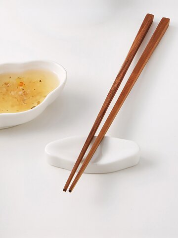 시라쿠스 프리즈 수저받침