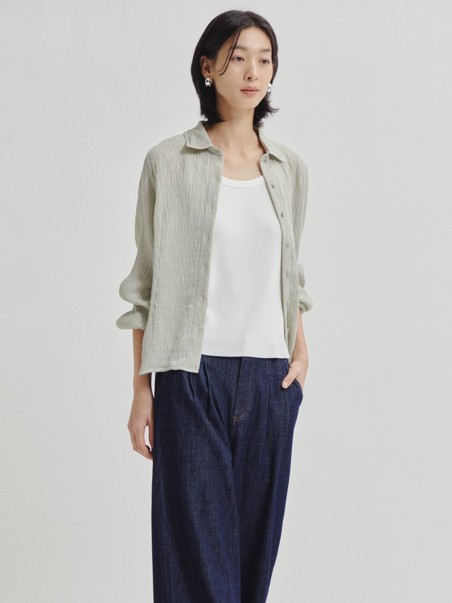 린넨 링클 슬림핏 블라우스 (LIGHT GREY)
