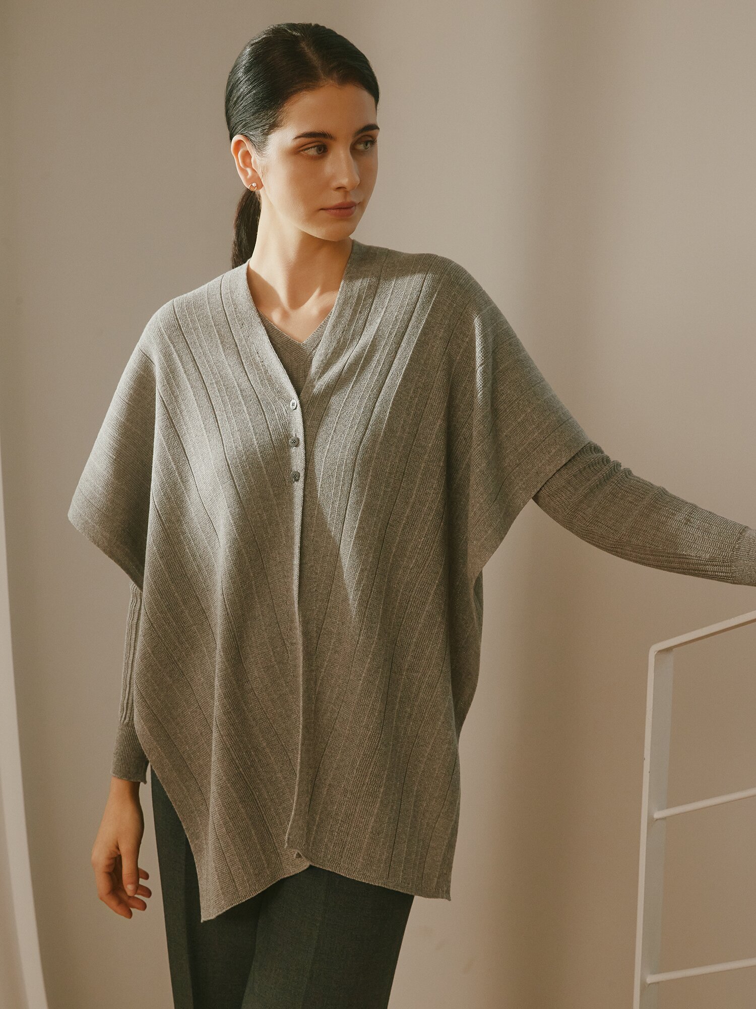 홀가먼트 브이넥 니트 +니트 세트 (GREY)