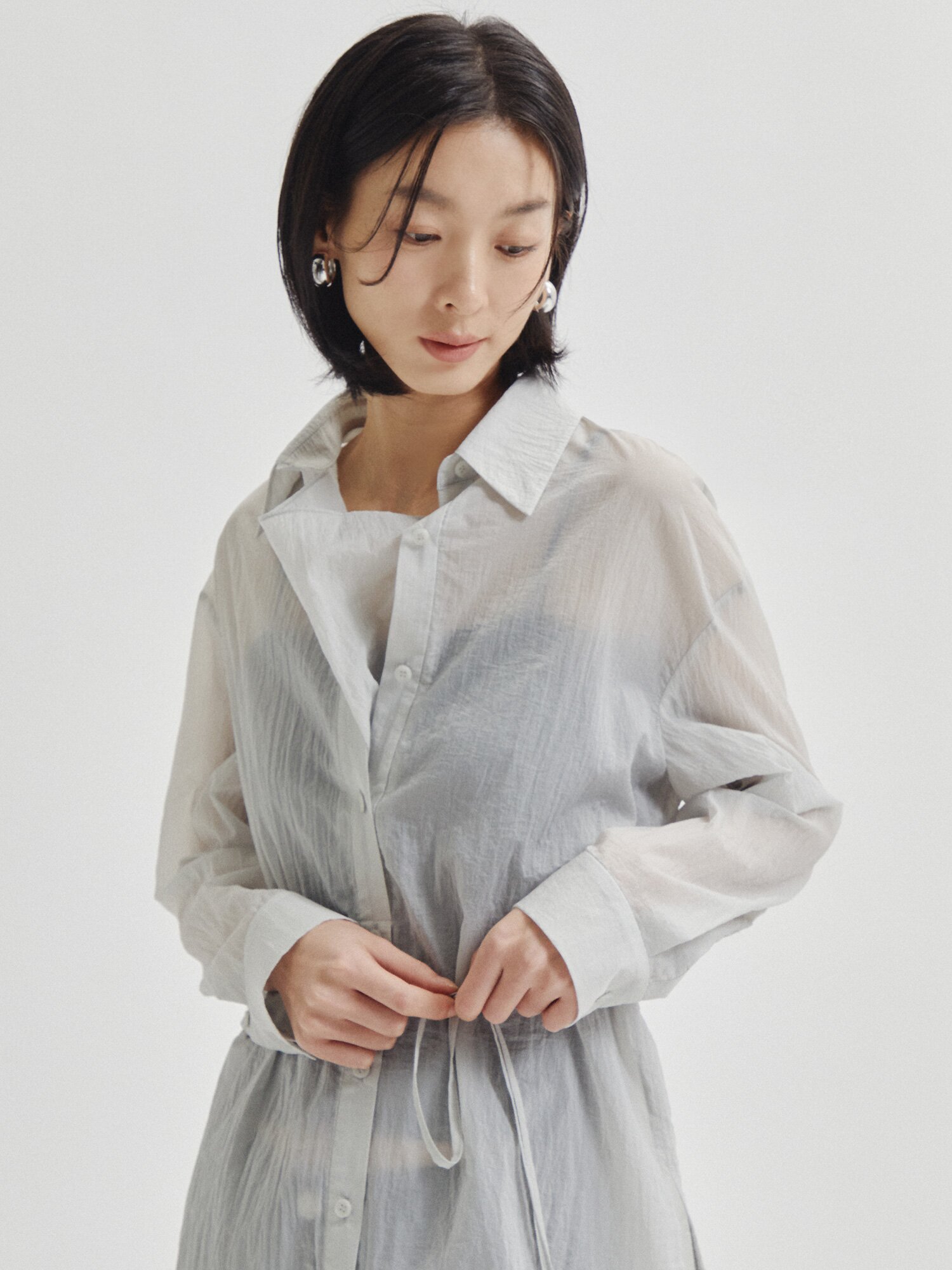 사선 슬릿 투웨이 블라우스 (LIGHT GREY)