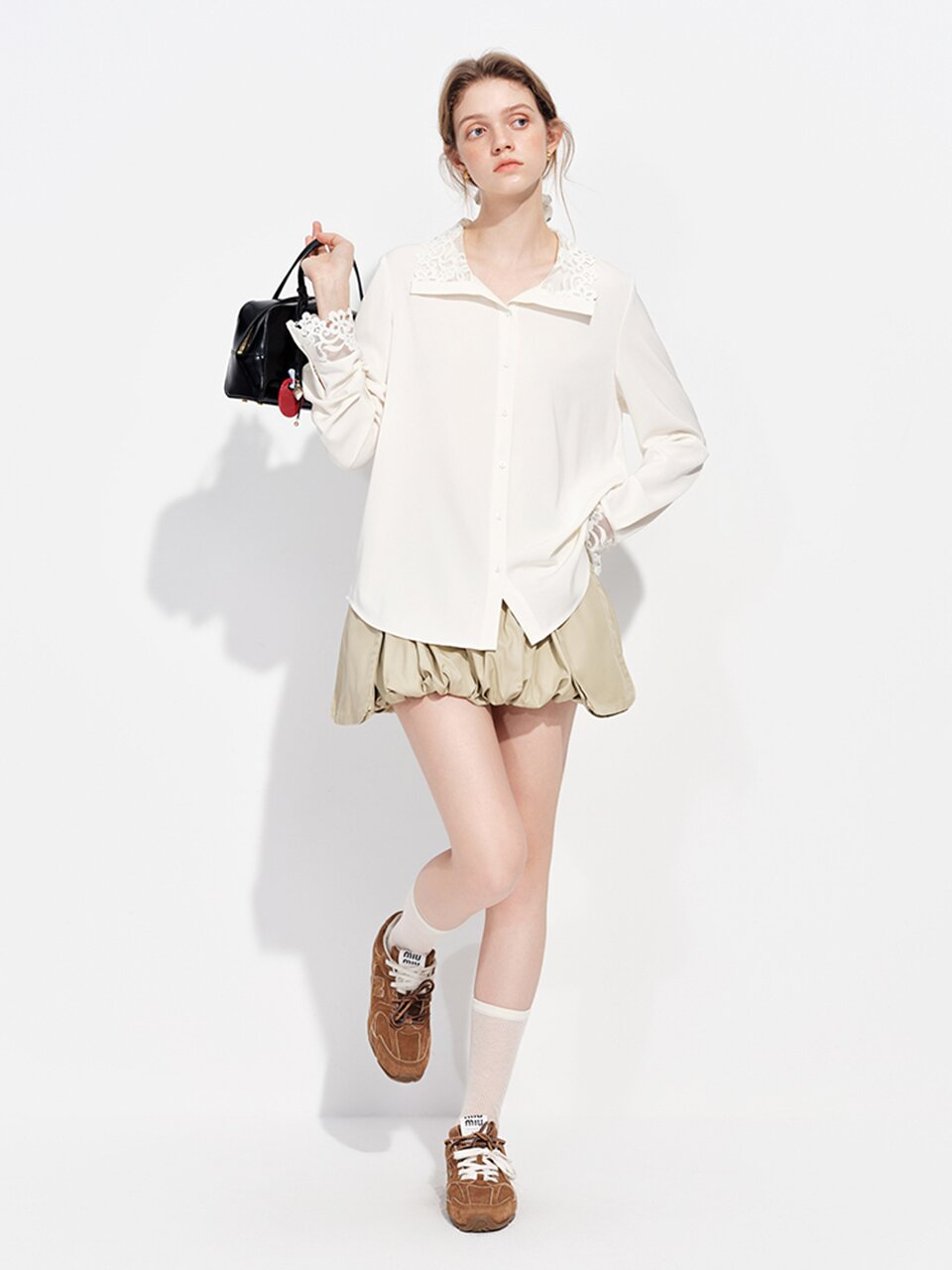 5/11 예약배송_WD_Lace collar button blouse