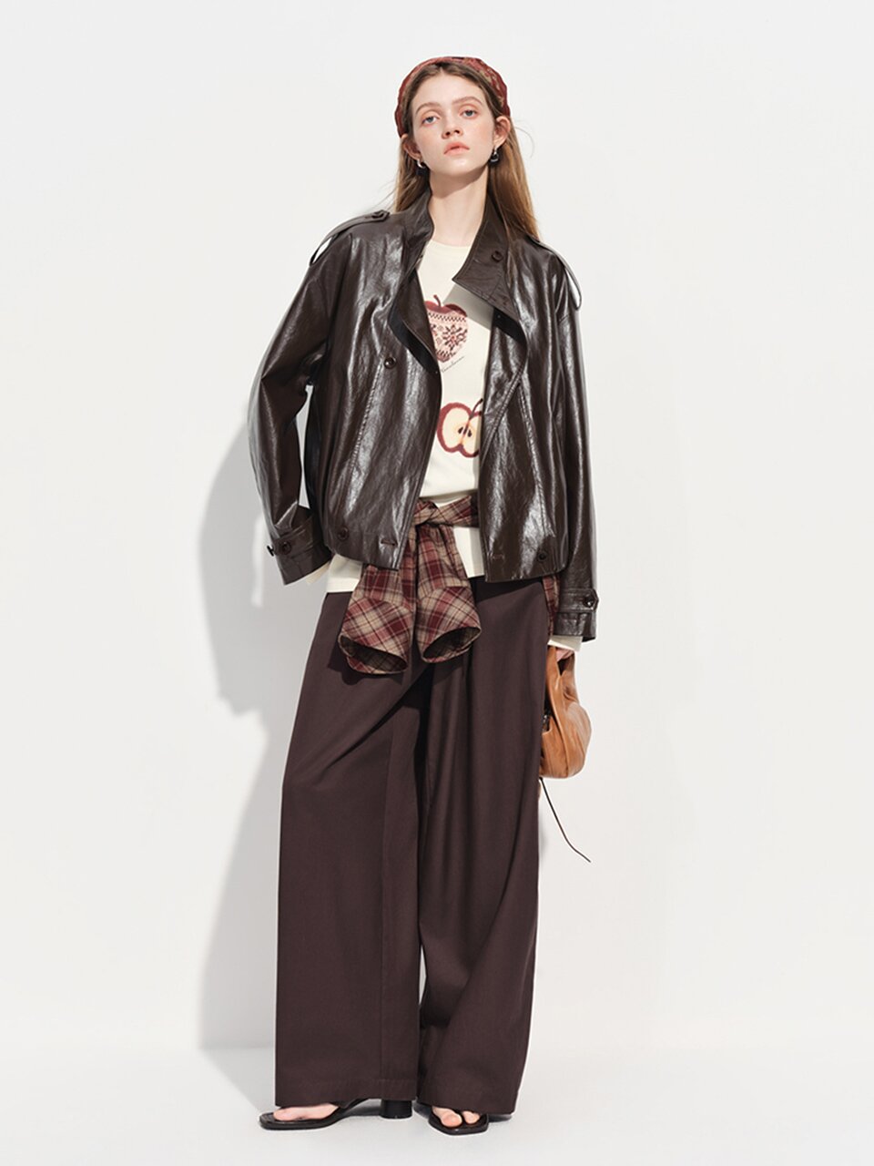 WD_Loose glossy leather jacket