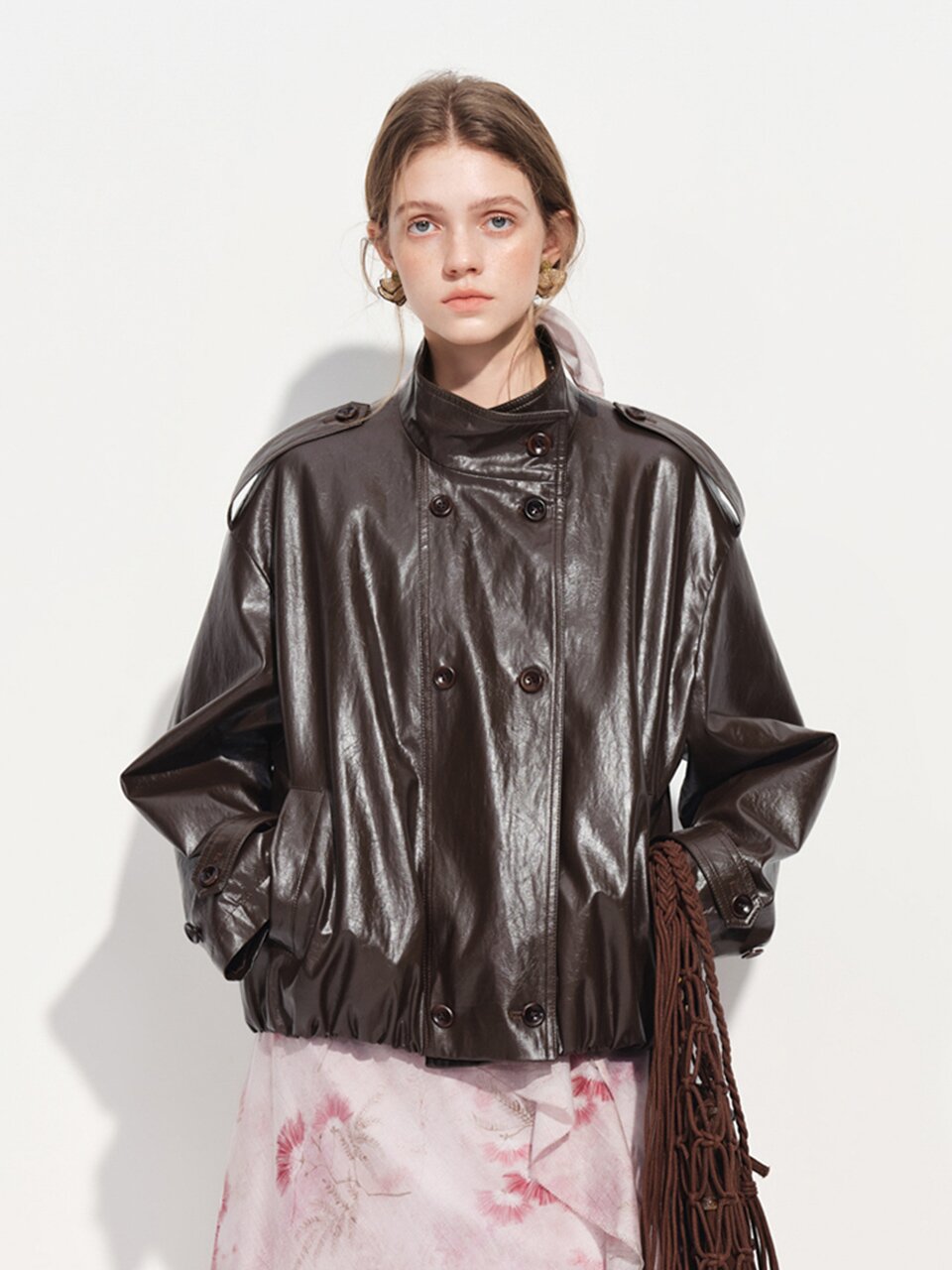 WD_Loose glossy leather jacket