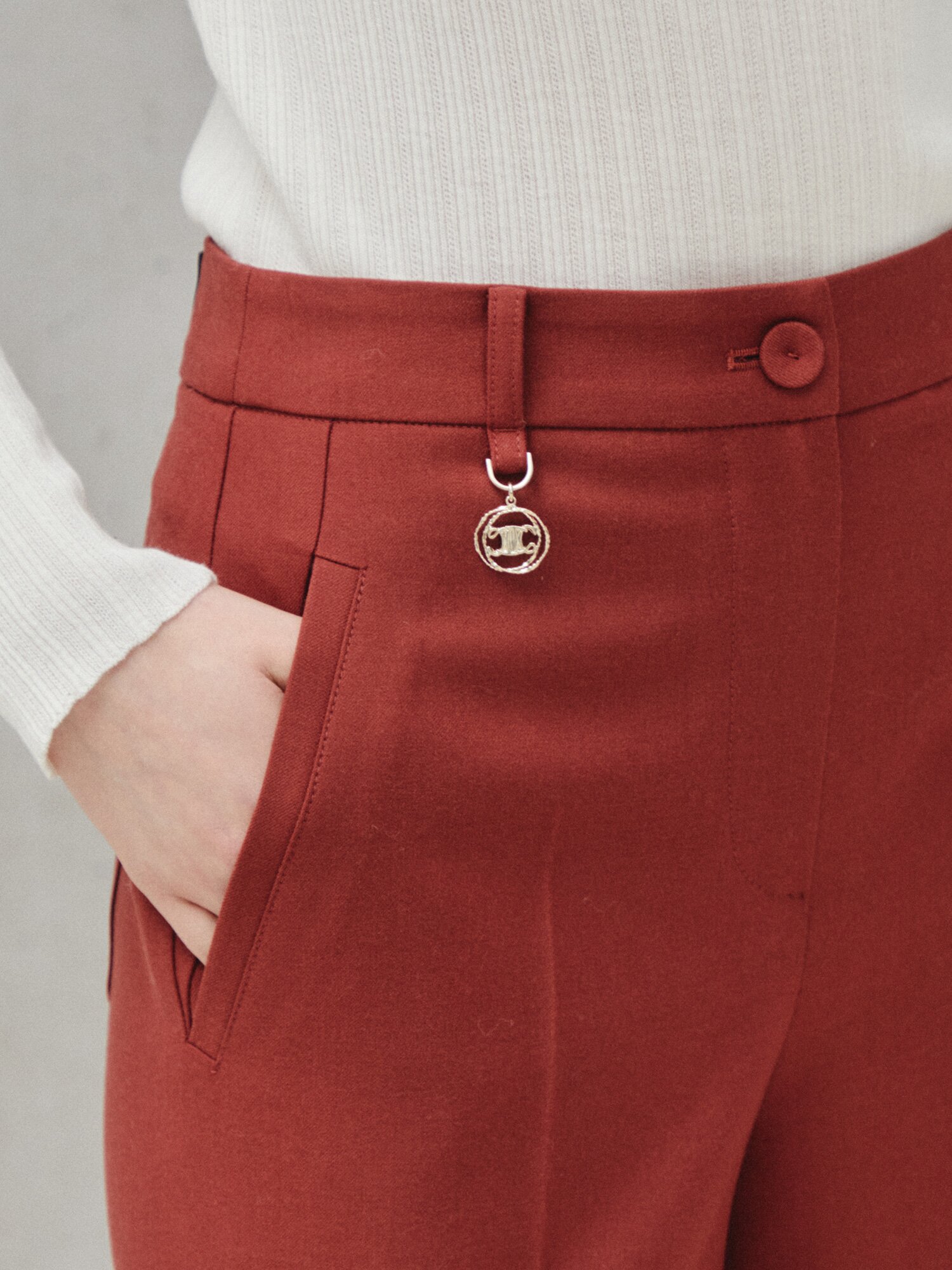 밸런스 핏 슬랙스 팬츠 (BRICK)