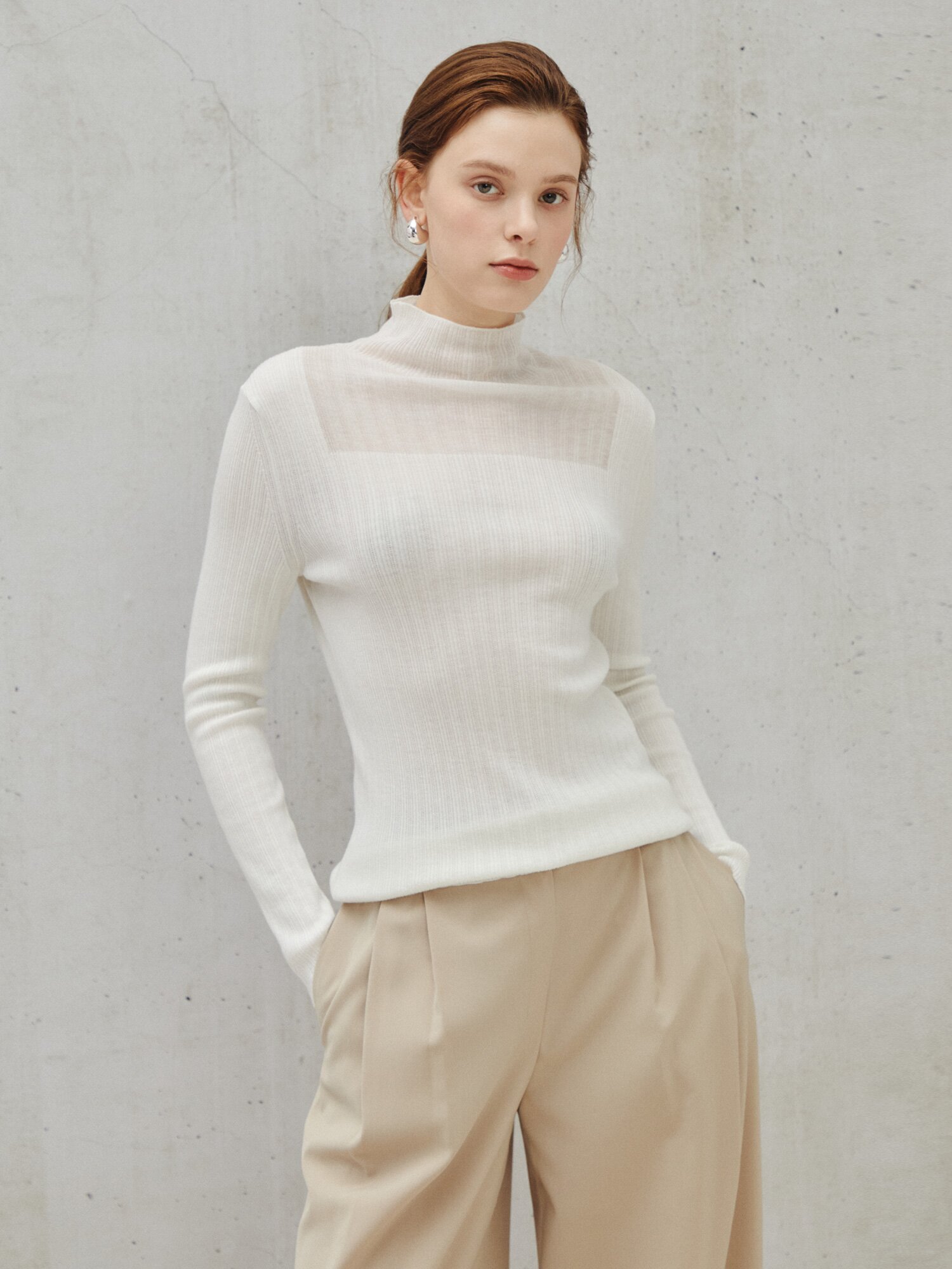 시어 하프넥 리브 풀오버 니트 탑 (IVORY)