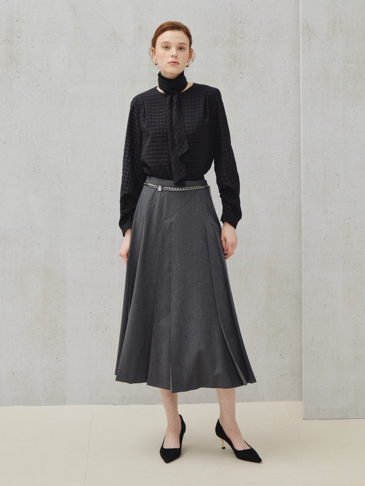 체인 포인트 플리츠 스커트 (GREY)