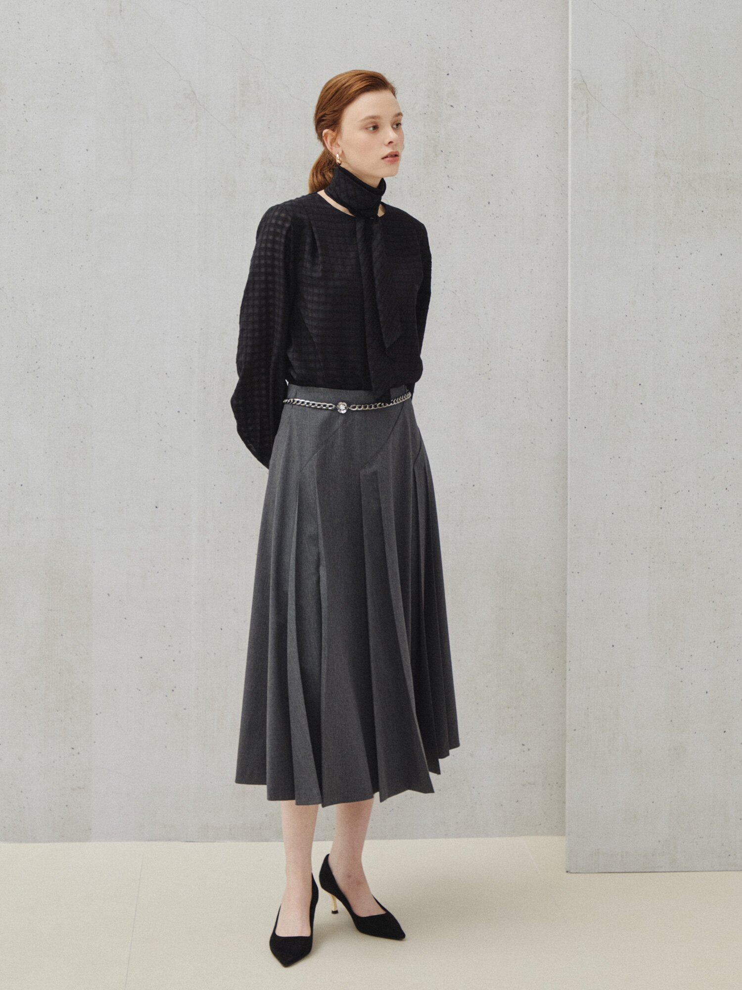 체인 포인트 플리츠 스커트 (GREY)