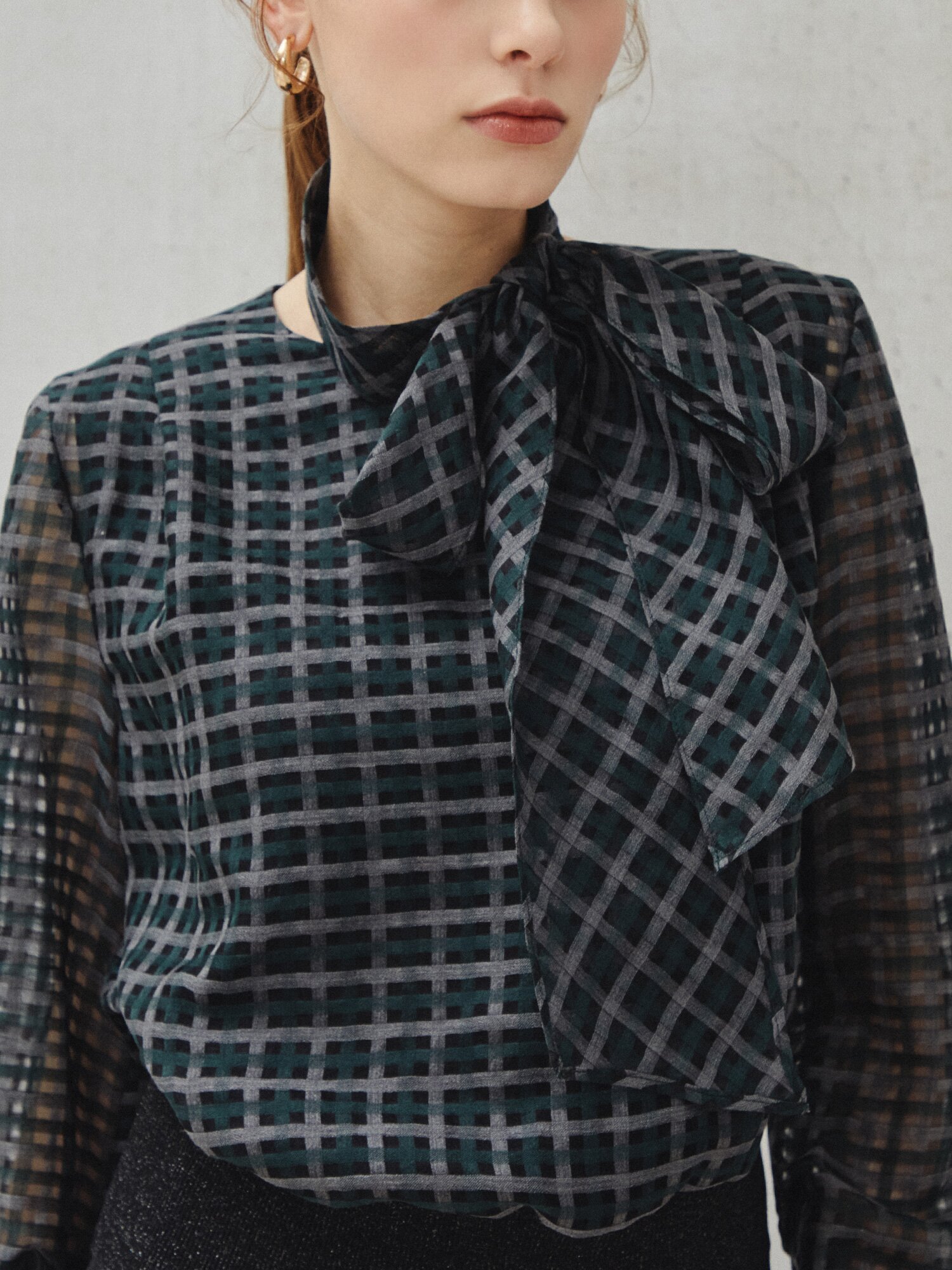 체크 머플러 세트 쉬어 블라우스 (CHECK GREEN)