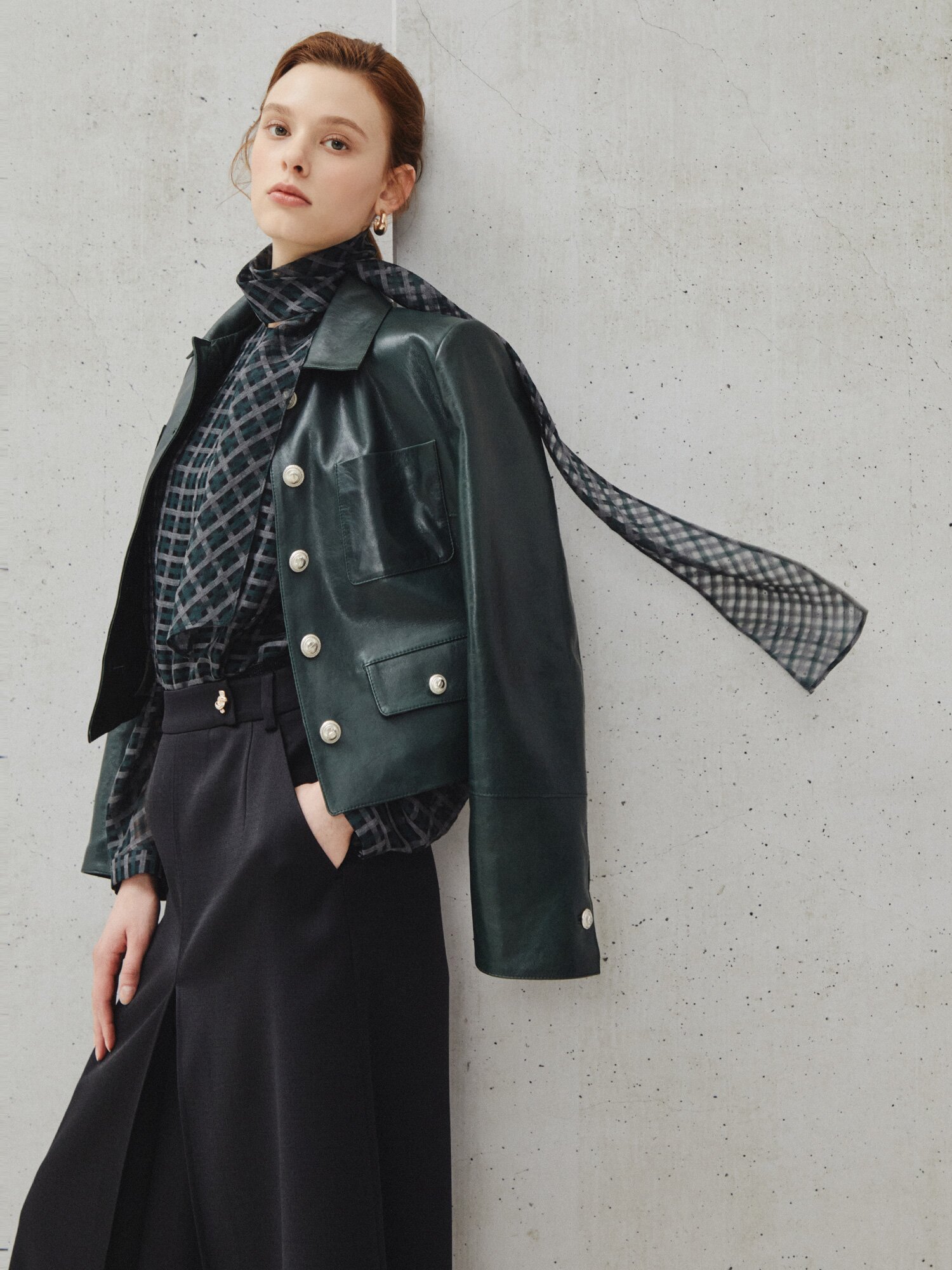 체크 머플러 세트 쉬어 블라우스 (CHECK GREEN)