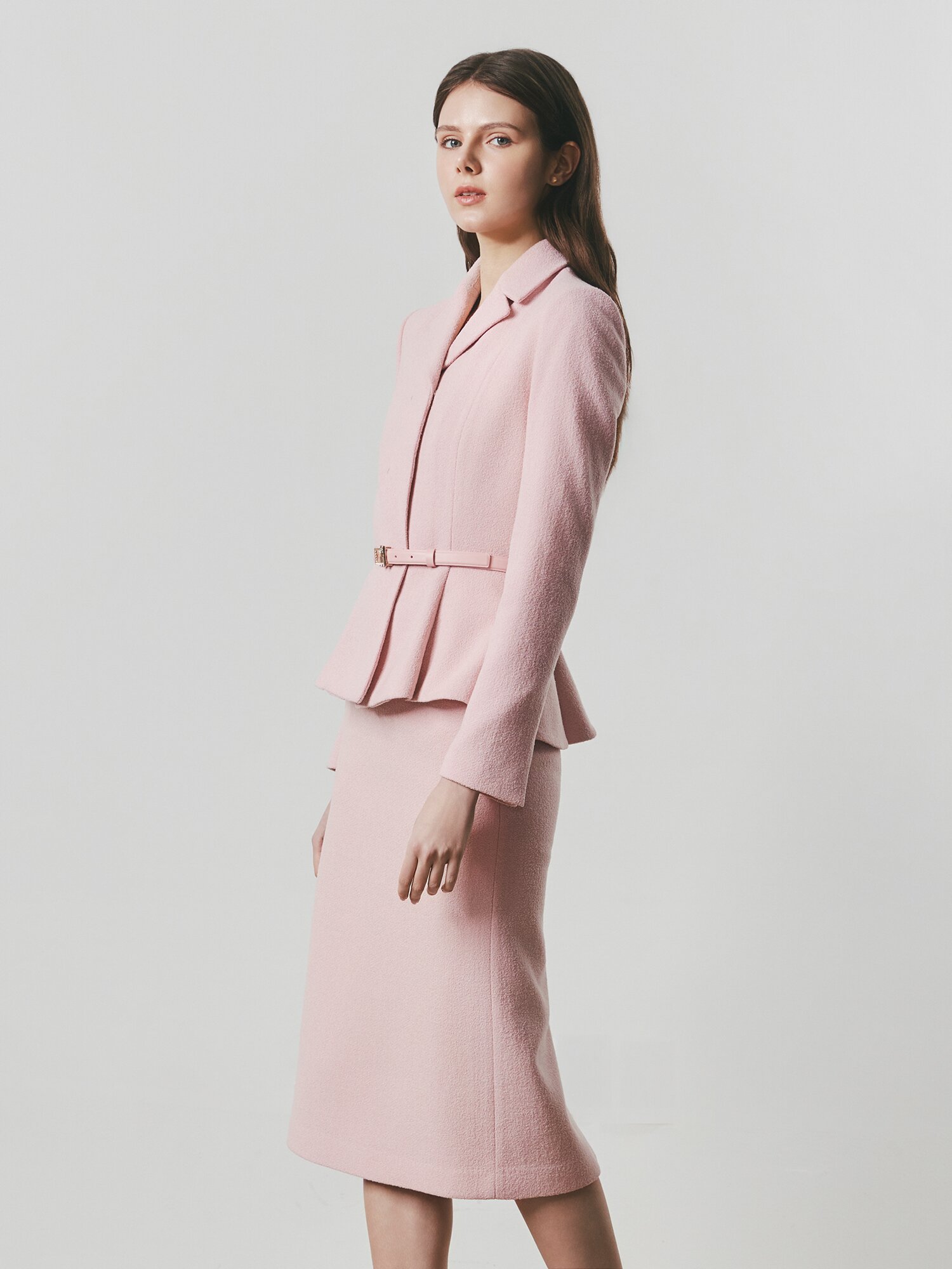 벨티드 오픈 칼라 페플럼 재킷 (PINK)