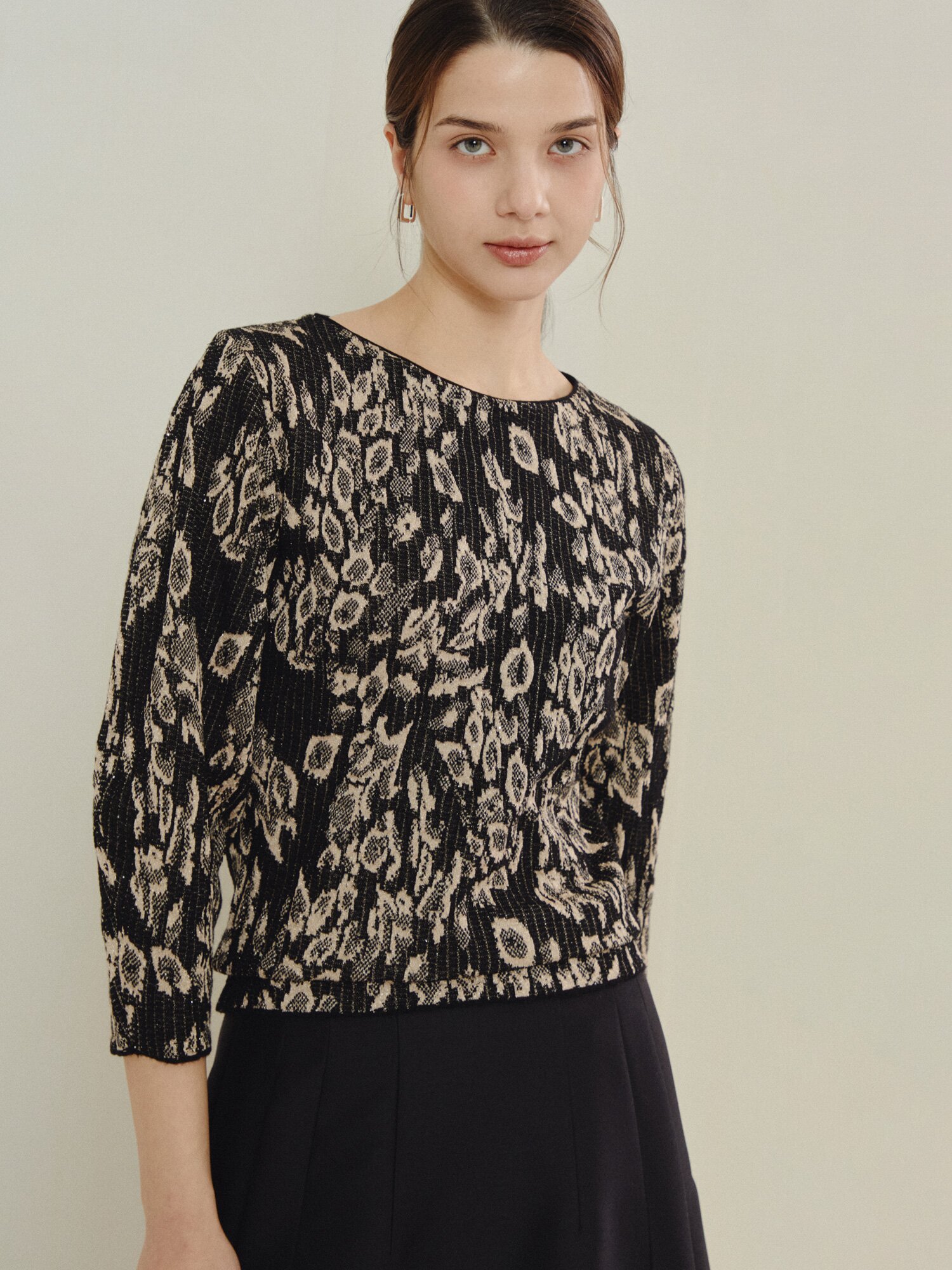아트 패턴 슬림 풀오버 니트 (BLACK)