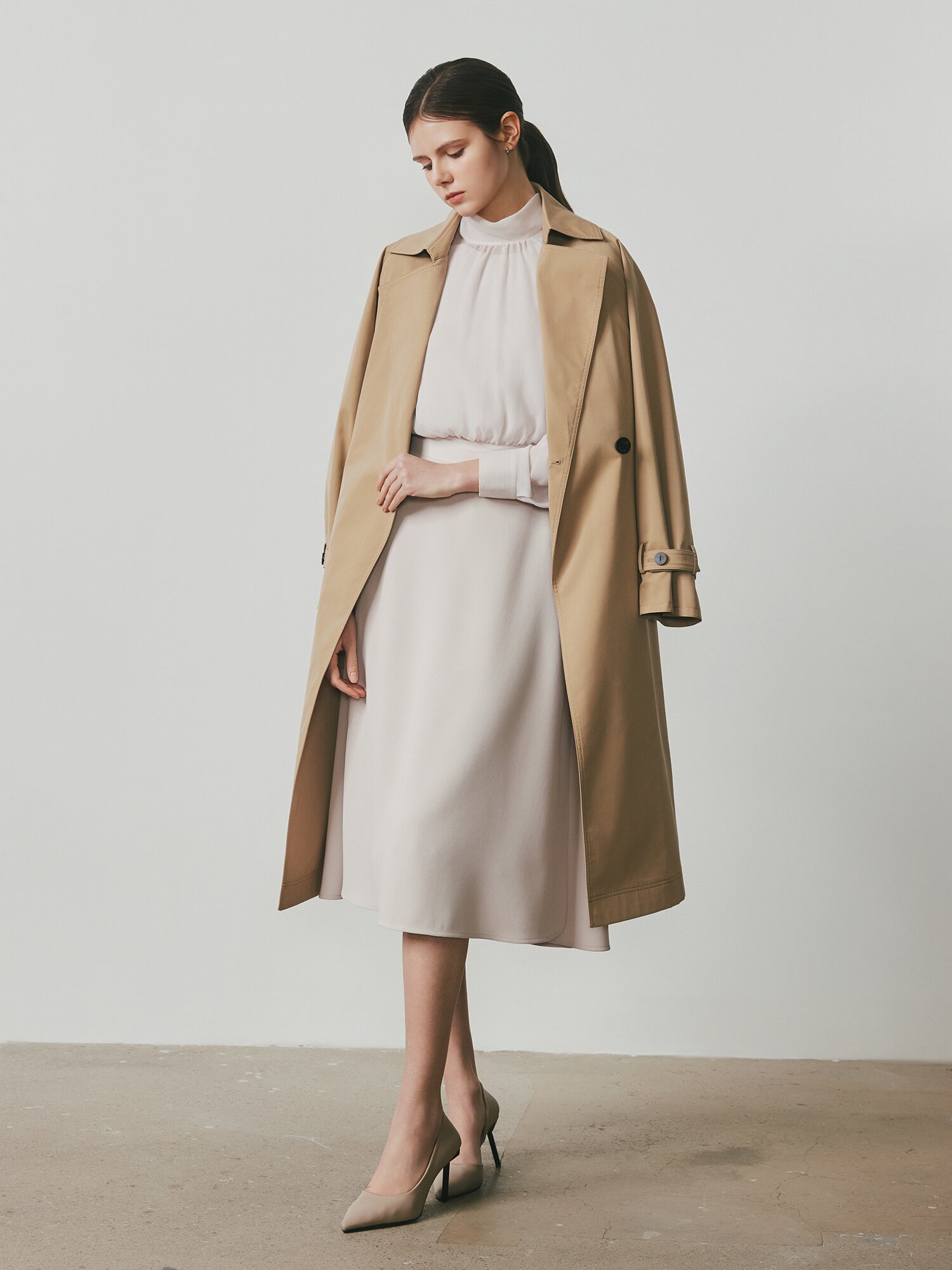루즈핏 더블 원버튼 트렌치 코트 (BEIGE)
