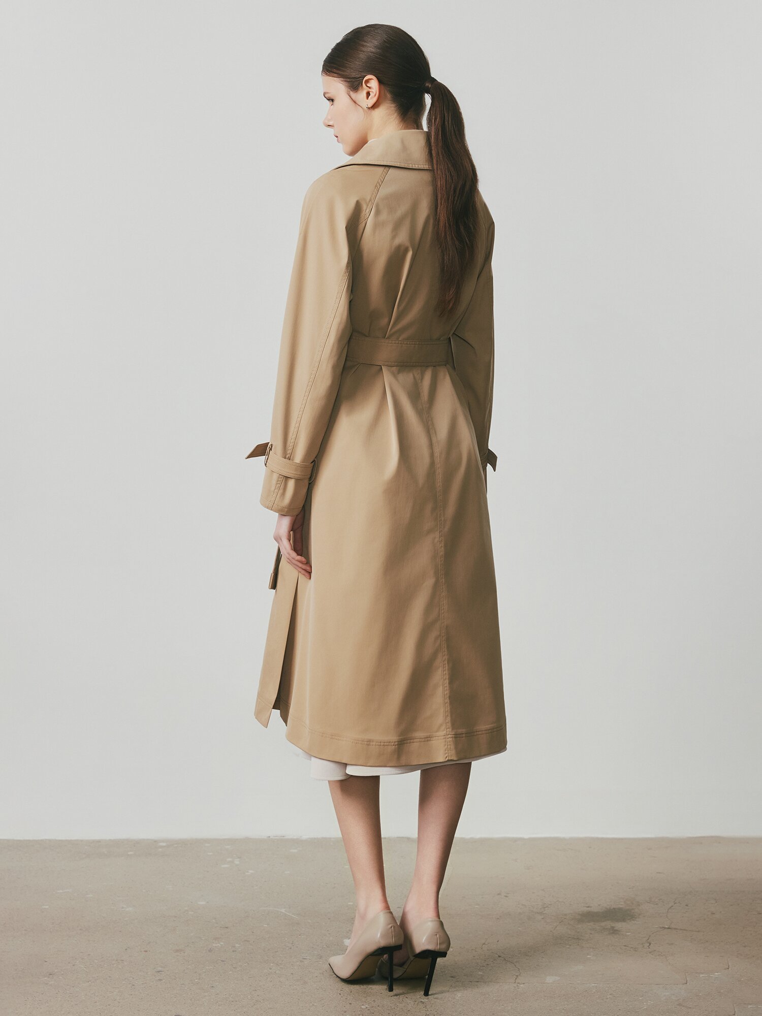 루즈핏 더블 원버튼 트렌치 코트 (BEIGE)