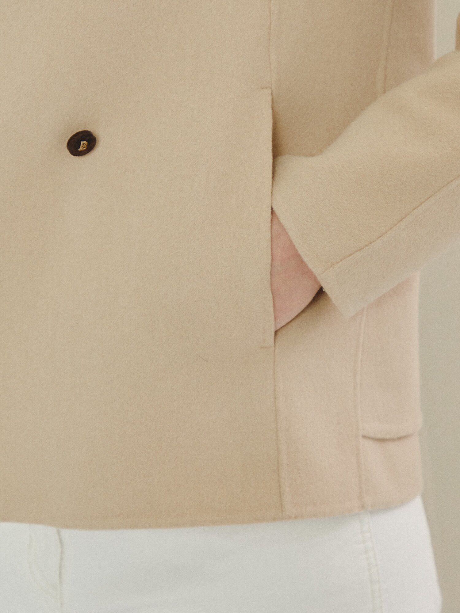 캐시미어 블렌드 클래식 숏 재킷 (BEIGE)