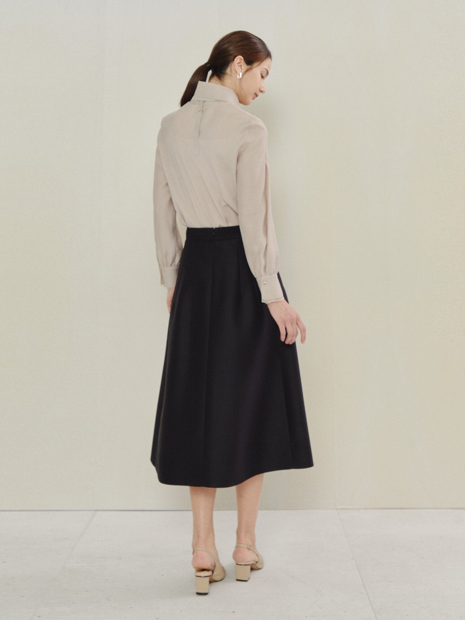 소프트 레오파드 타이 블라우스 세트 (DARK PINK)