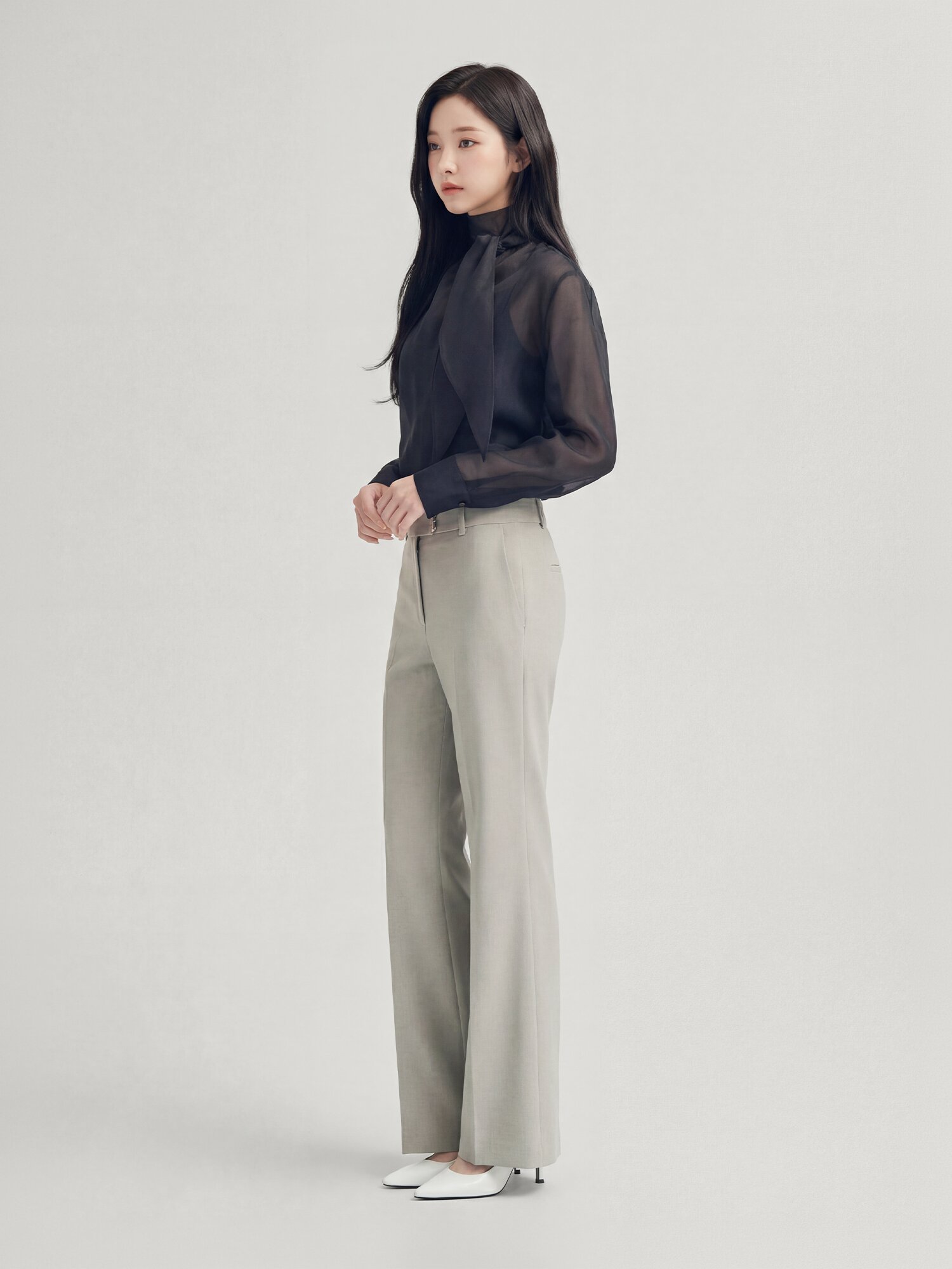 레직기 슬림 부츠컷 팬츠 (BEIGE)