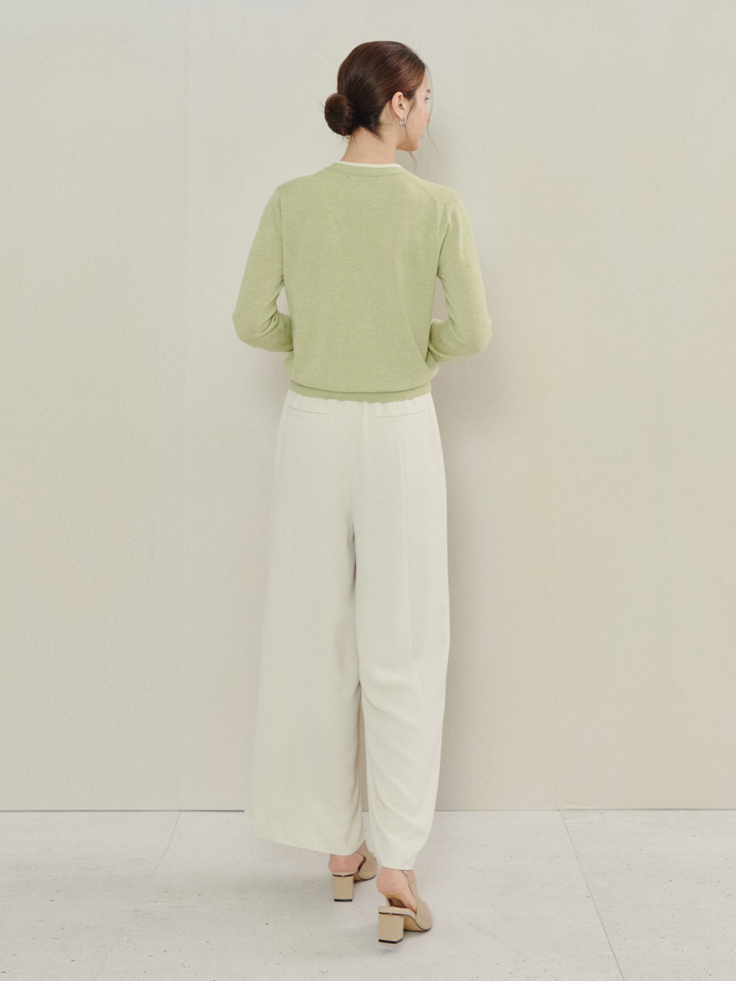 클래식 브이 실루엣 니트 카디건 (LIME)