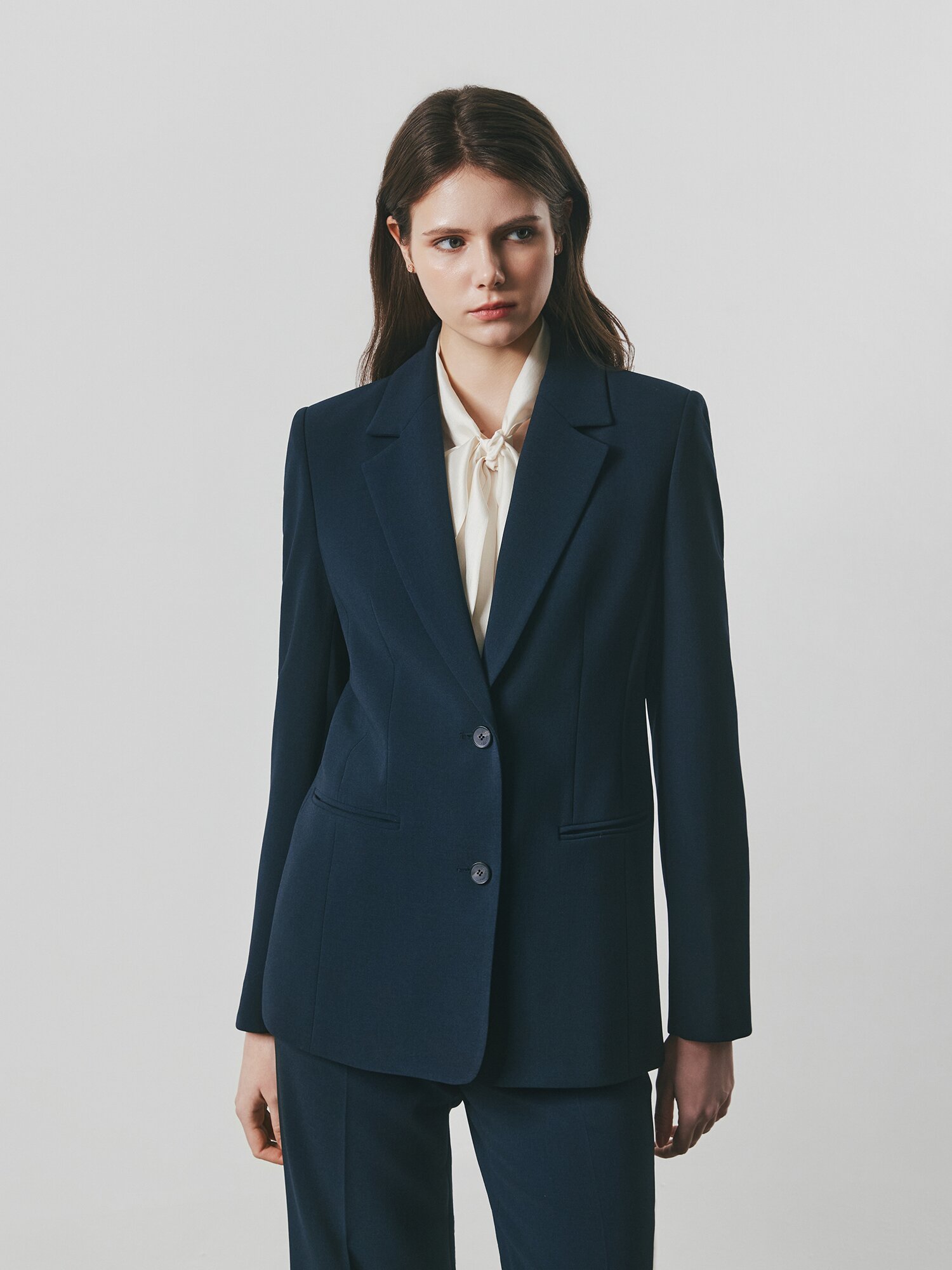테일러드 싱글 투버튼 재킷 (NAVY)