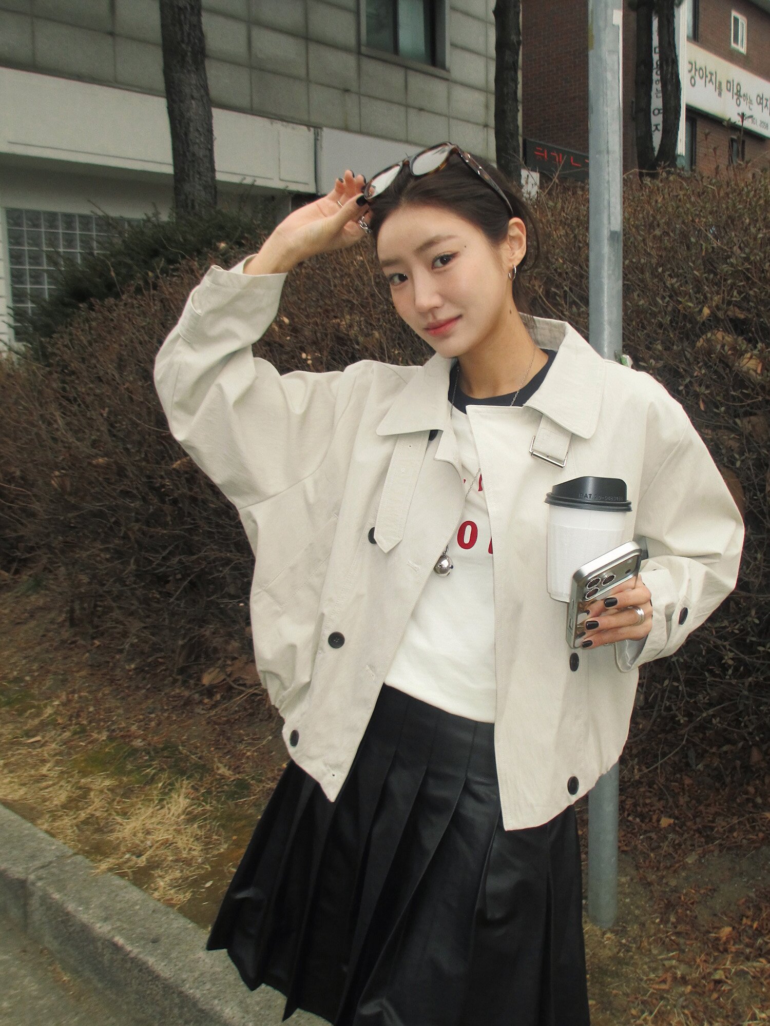 더블 스트링 크롭 트렌치 코트 (IVORY)