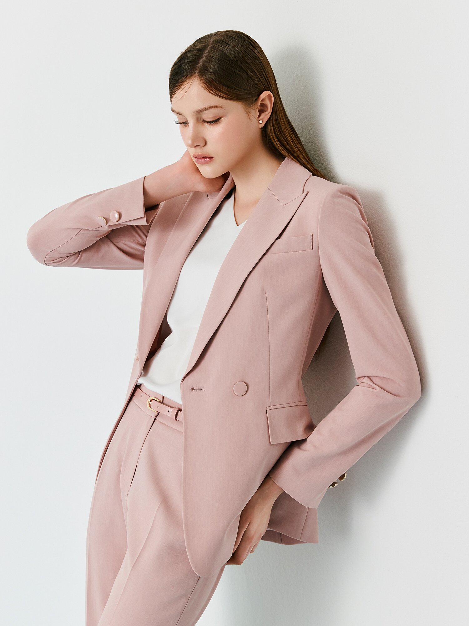 슬림핏 피크드 라펠 더블 재킷 (PINK)