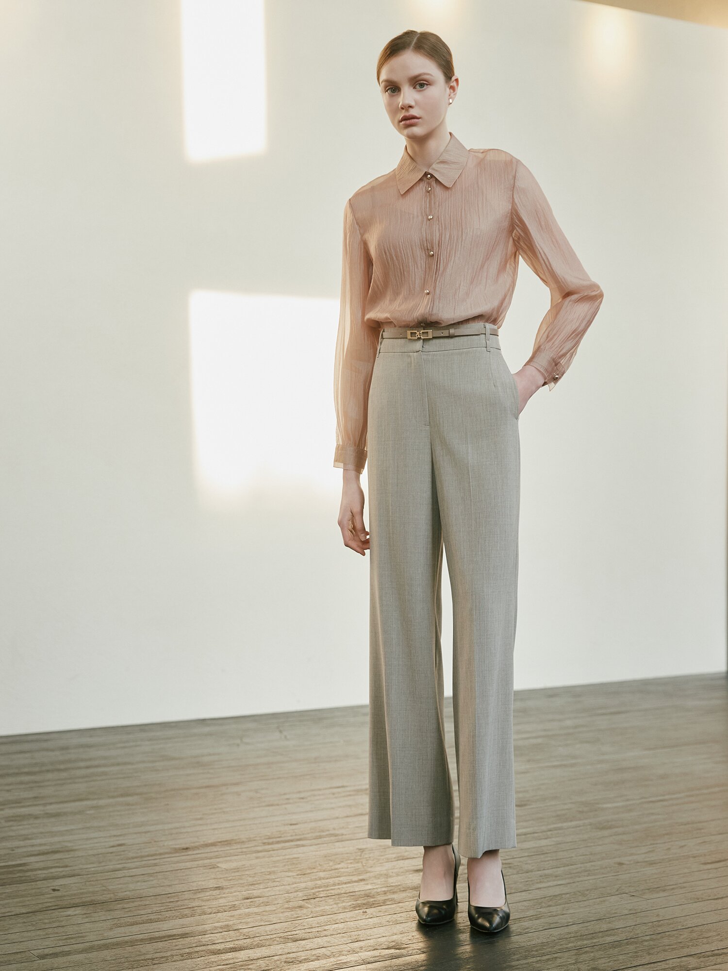 시스루 링클 블라우스 +이너 세트 (LIGHT BROWN)