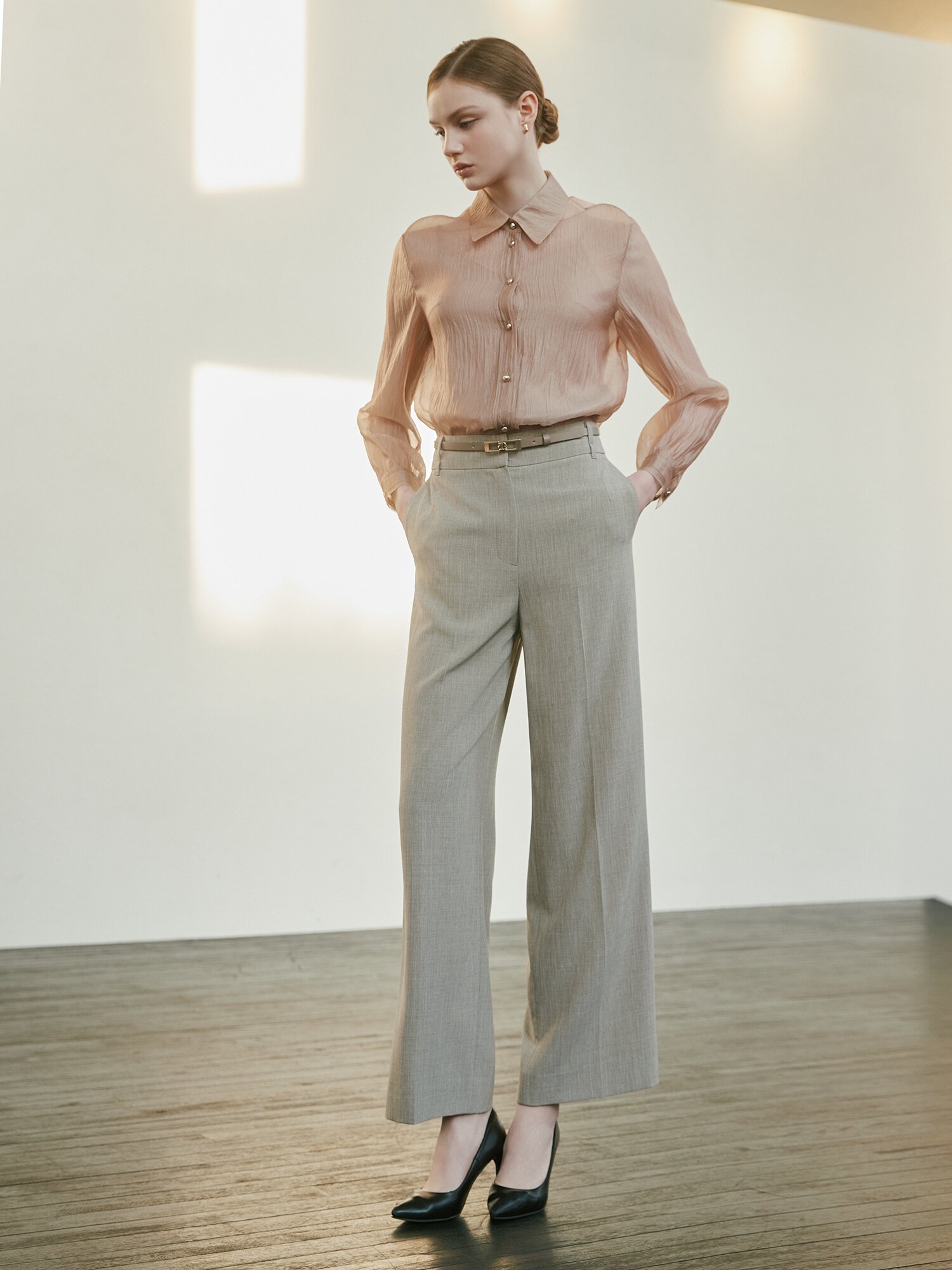 시스루 링클 블라우스 +이너 세트 (LIGHT BROWN)