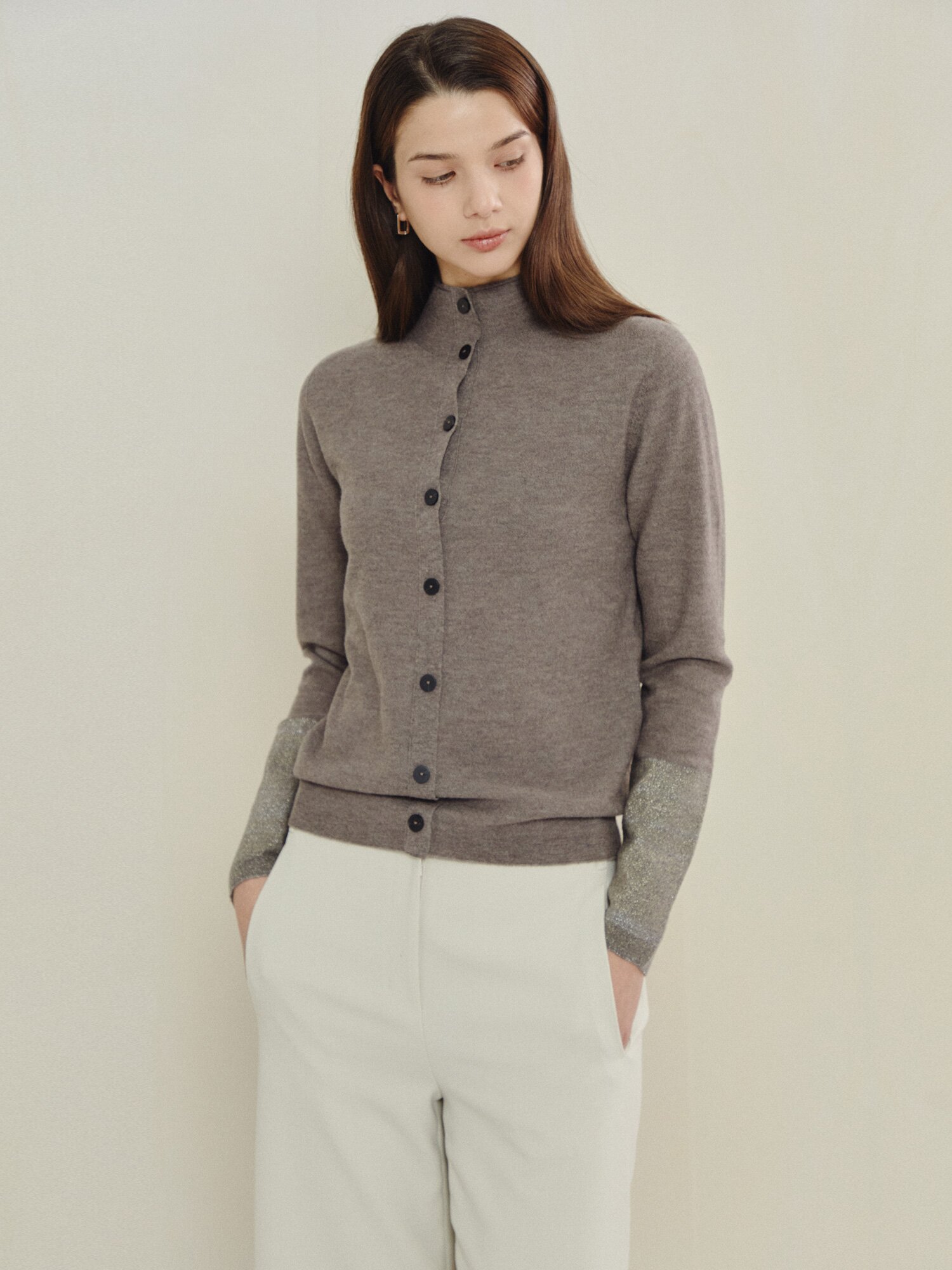 에센셜 하프넥 울 니트 탑 (BROWN)