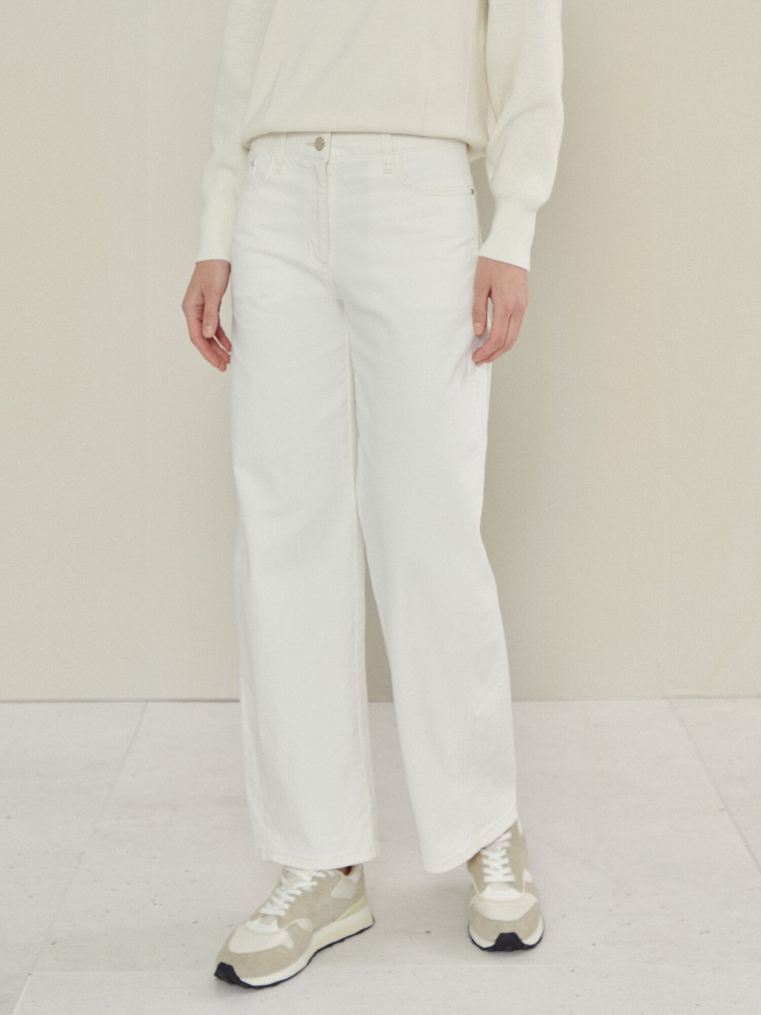 클린 핏 코튼 데일리 팬츠 (IVORY)