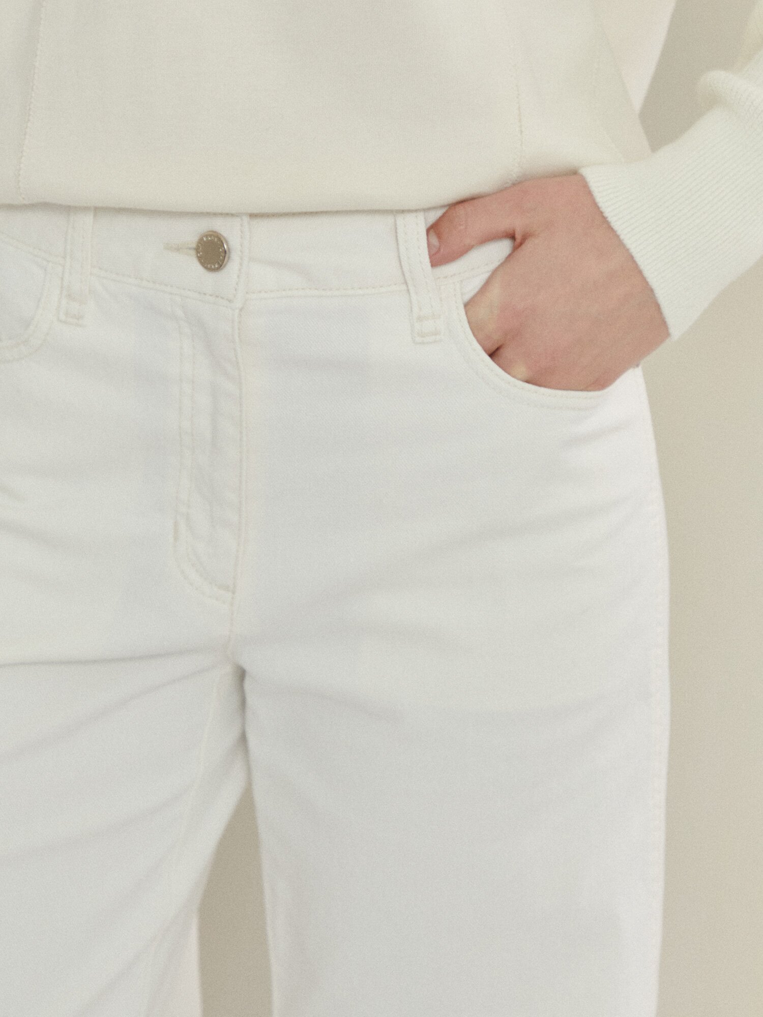 클린 핏 코튼 데일리 팬츠 (IVORY)