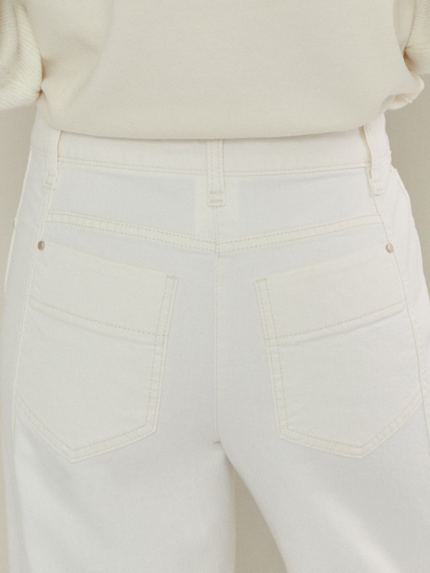 클린 핏 코튼 데일리 팬츠 (IVORY)