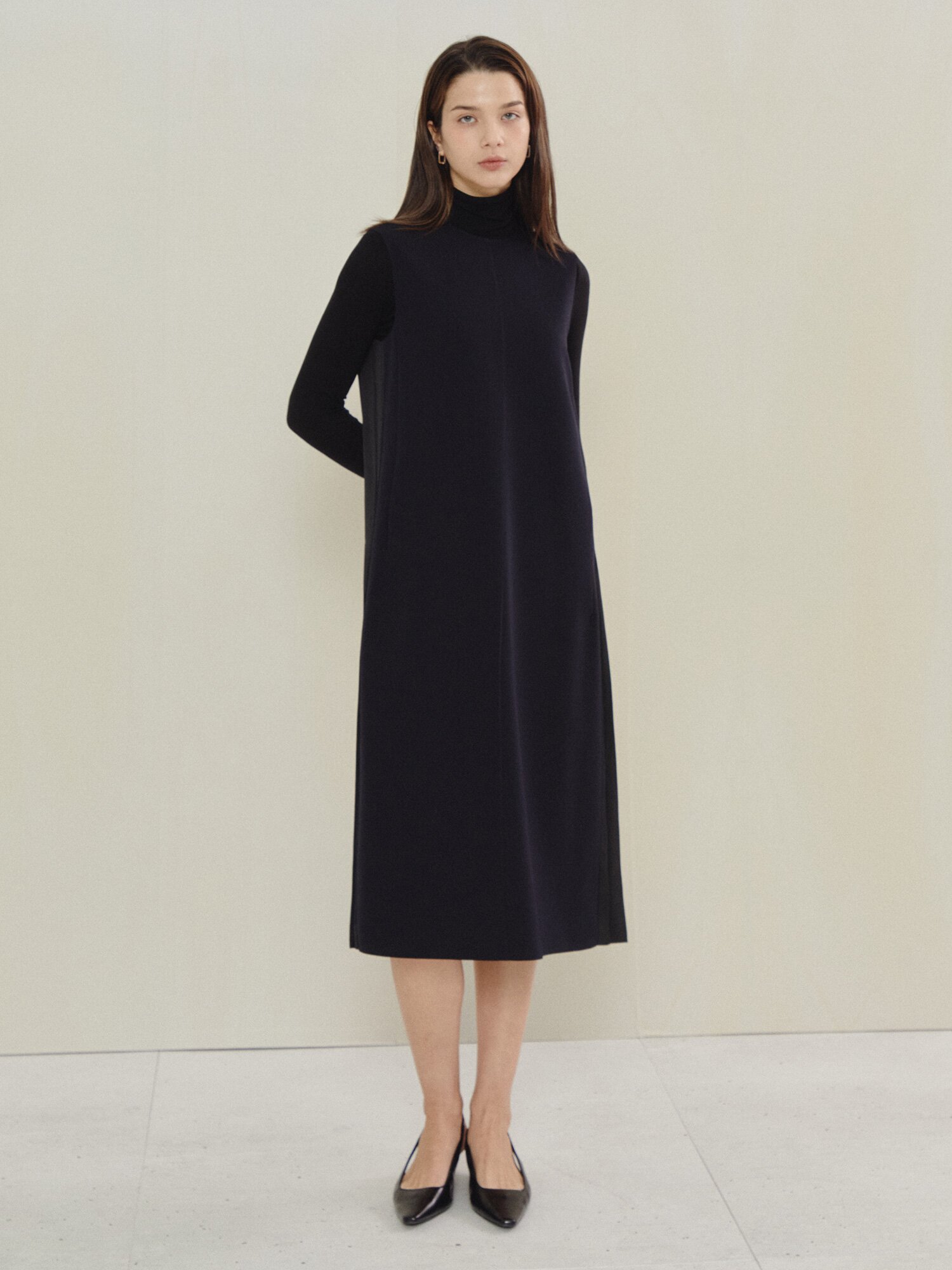 에센셜 플리츠 레이어드 원피스 세트 (DARK NAVY)