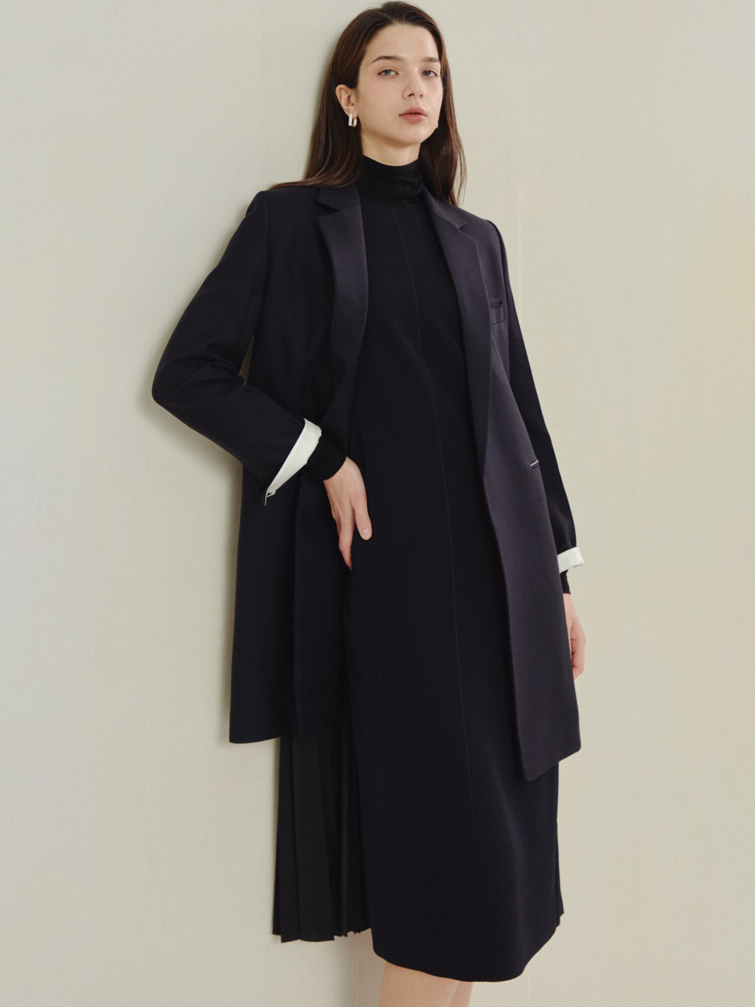 에센셜 플리츠 레이어드 원피스 세트 (DARK NAVY)