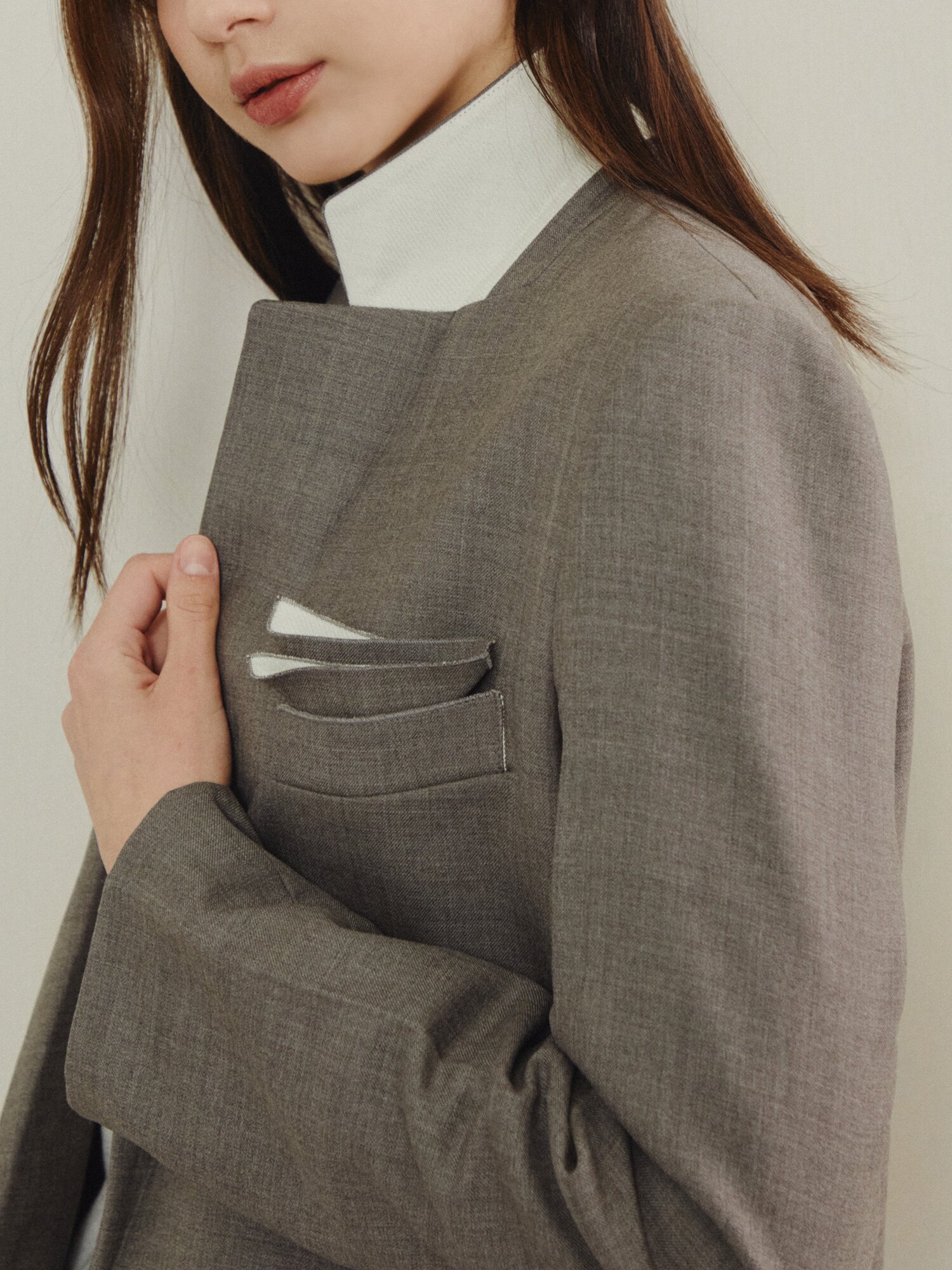 에센셜 테일러드 싱글 재킷 (TAUPE GREY)