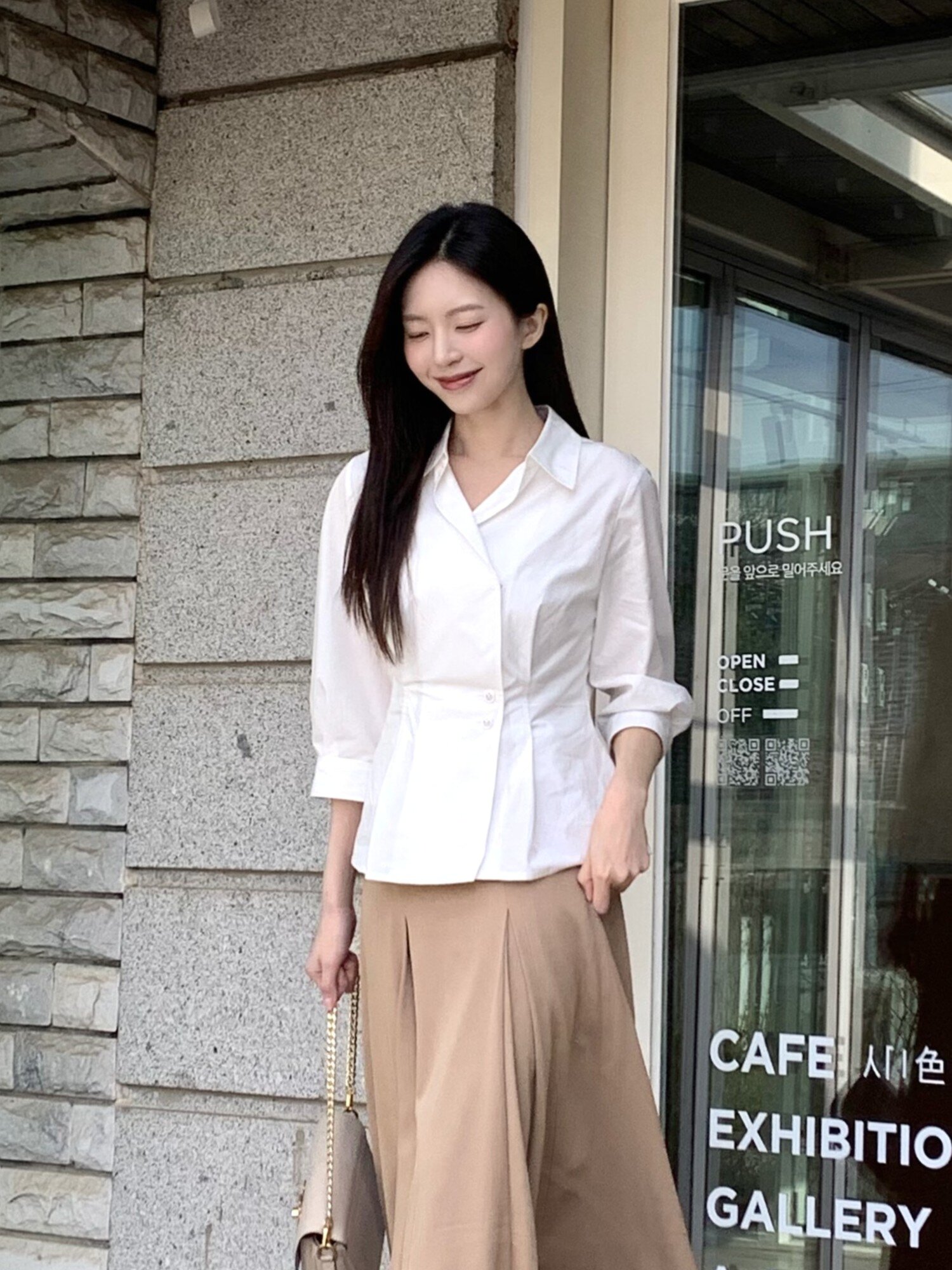 언밸런스 턱 플레어 스커트 (BEIGE)