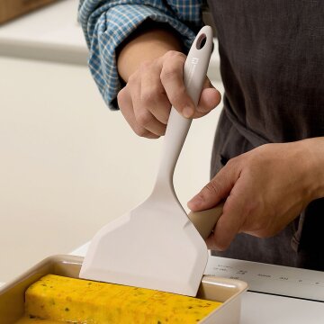 바겐슈타이거 플래티넘 실리콘 멜로우 와이드 뒤집개 크림 미스트