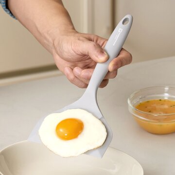 바겐슈타이거 플래티넘 실리콘 멜로우 와이드 뒤집개 라이트 그레이