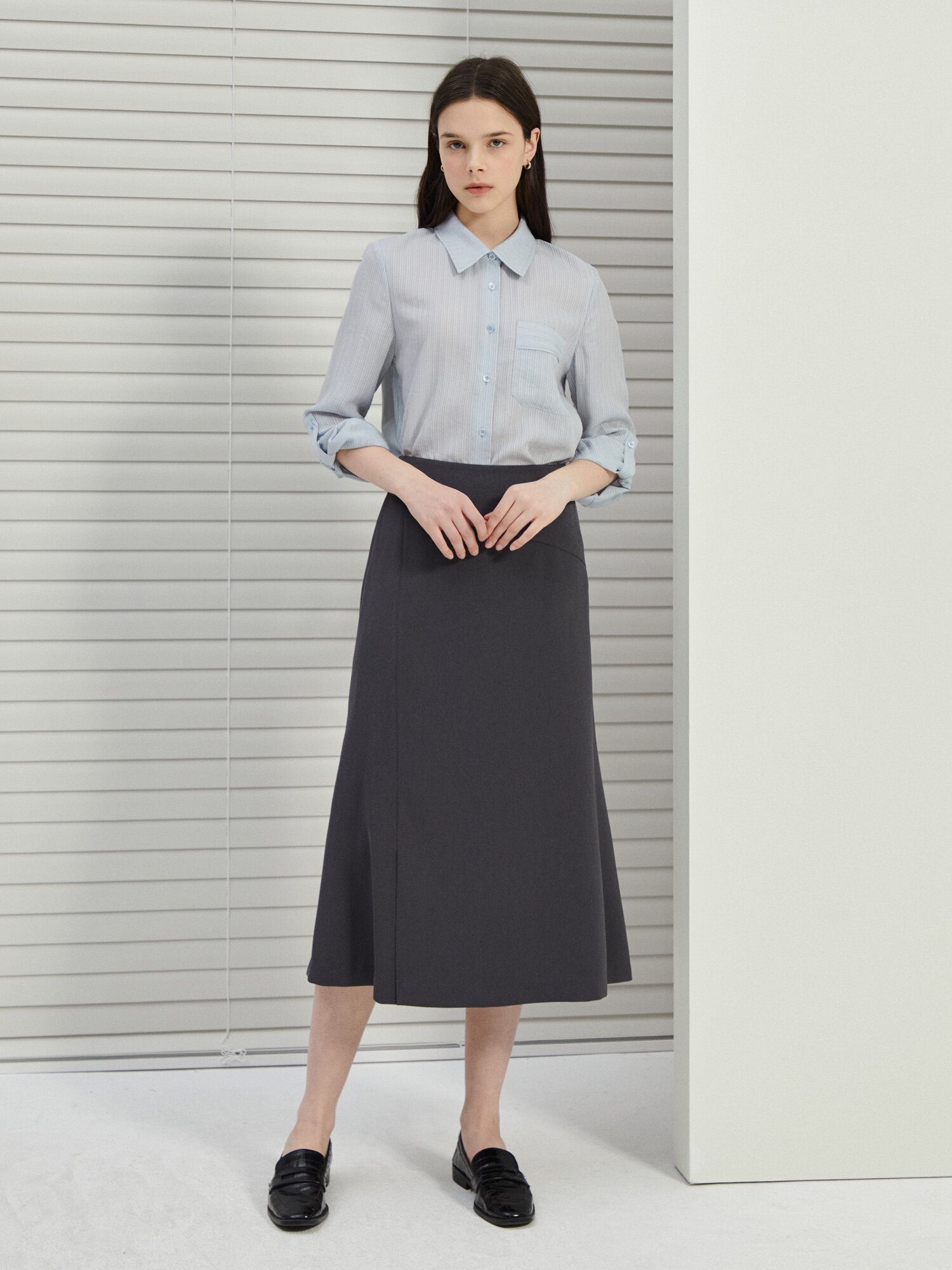 슬릿 포인트 머메이드 스커트 (DARK GREY)