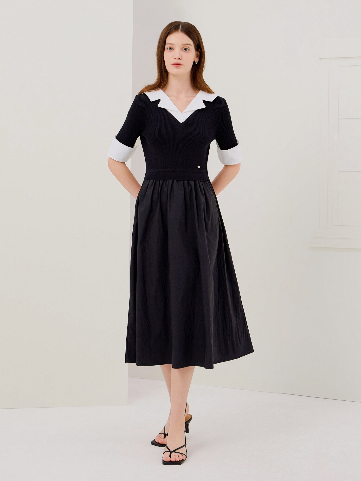 셔츠 니트 배색 플레어 원피스 (BLACK)