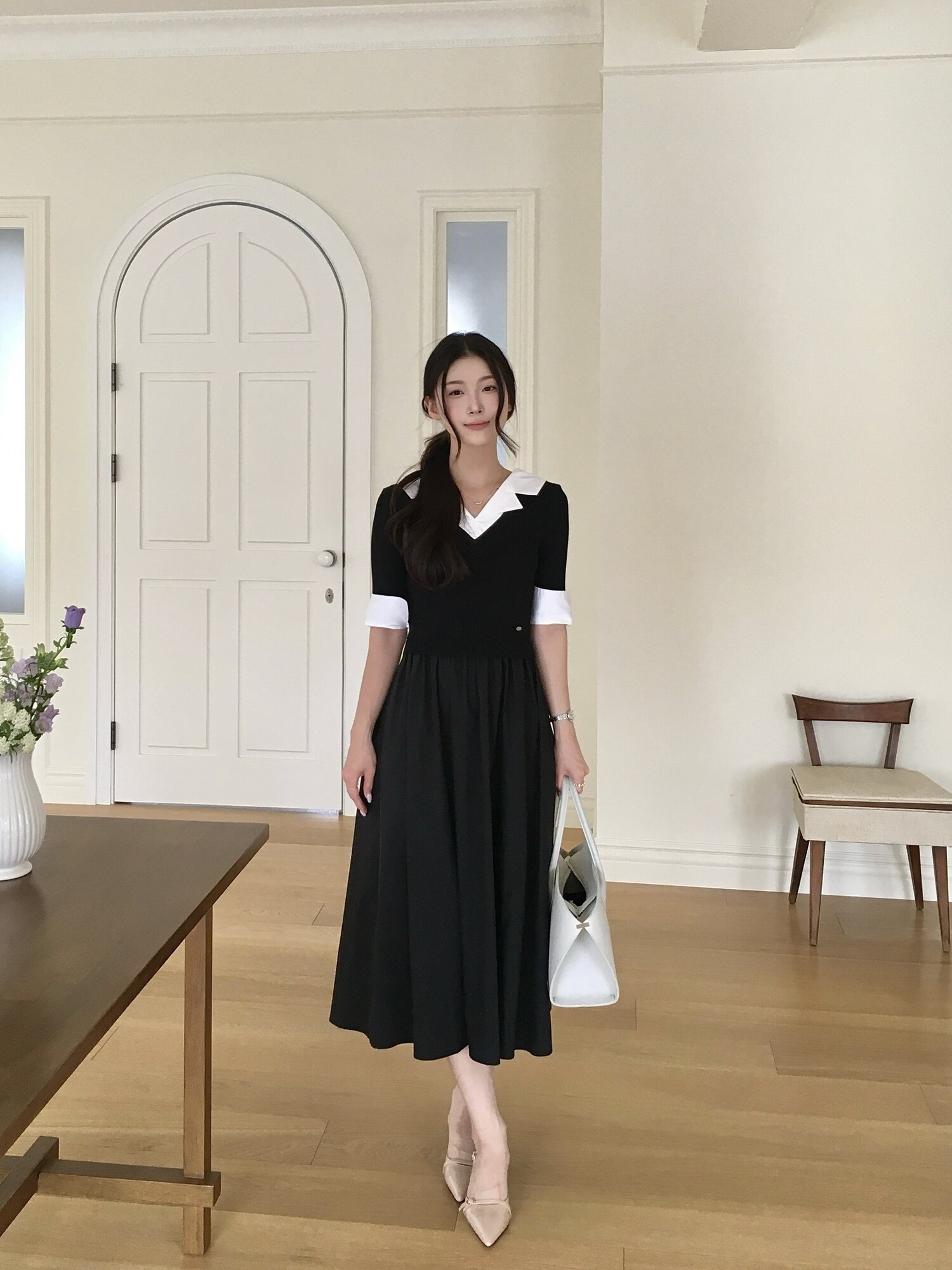 셔츠 니트 배색 플레어 원피스 (BLACK)