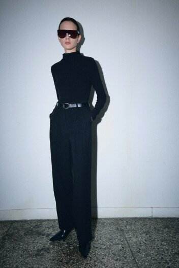 컴포트 울 핀턱 팬츠_블랙