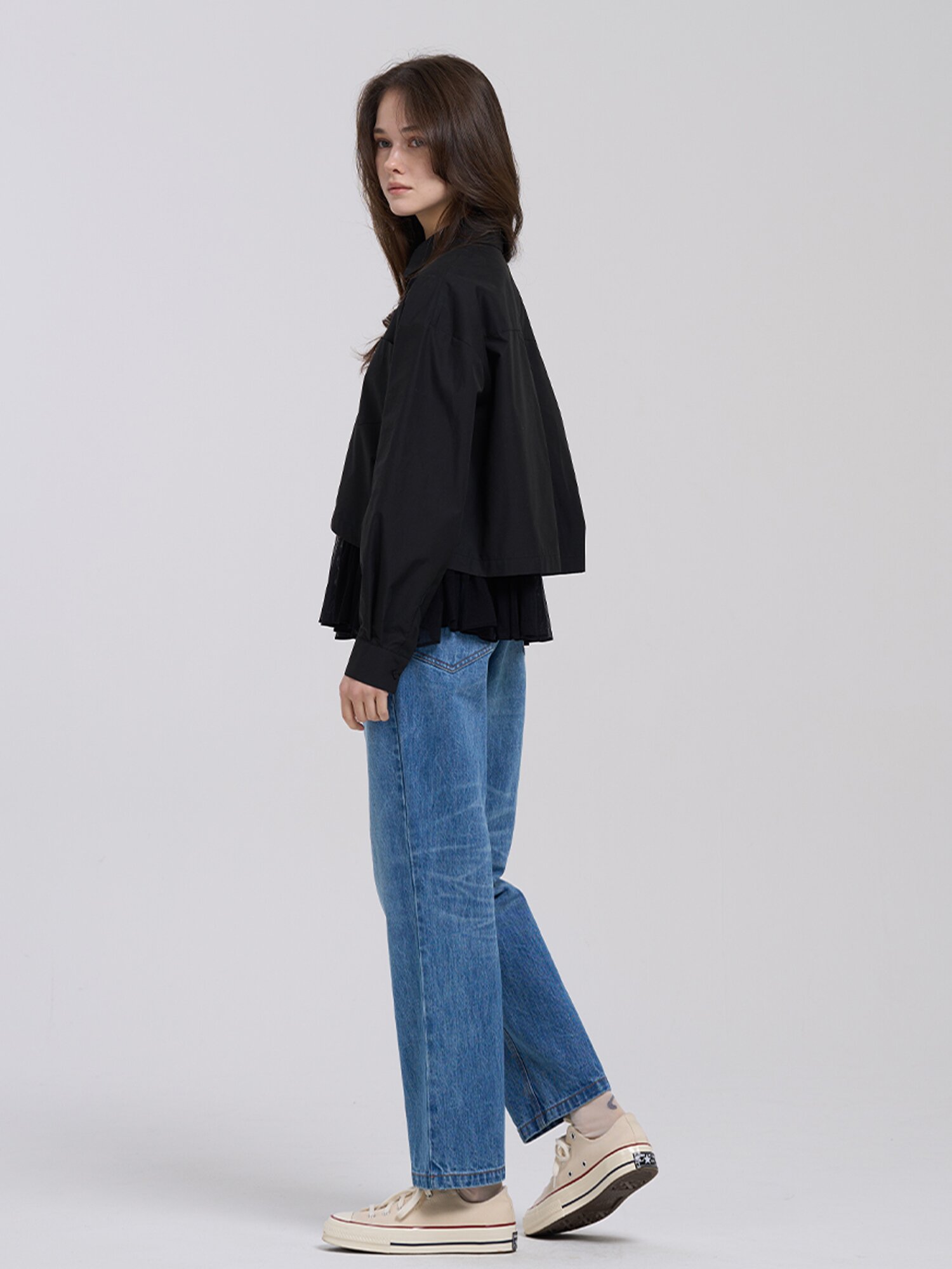 S-Curve Crop  Shirt - Black