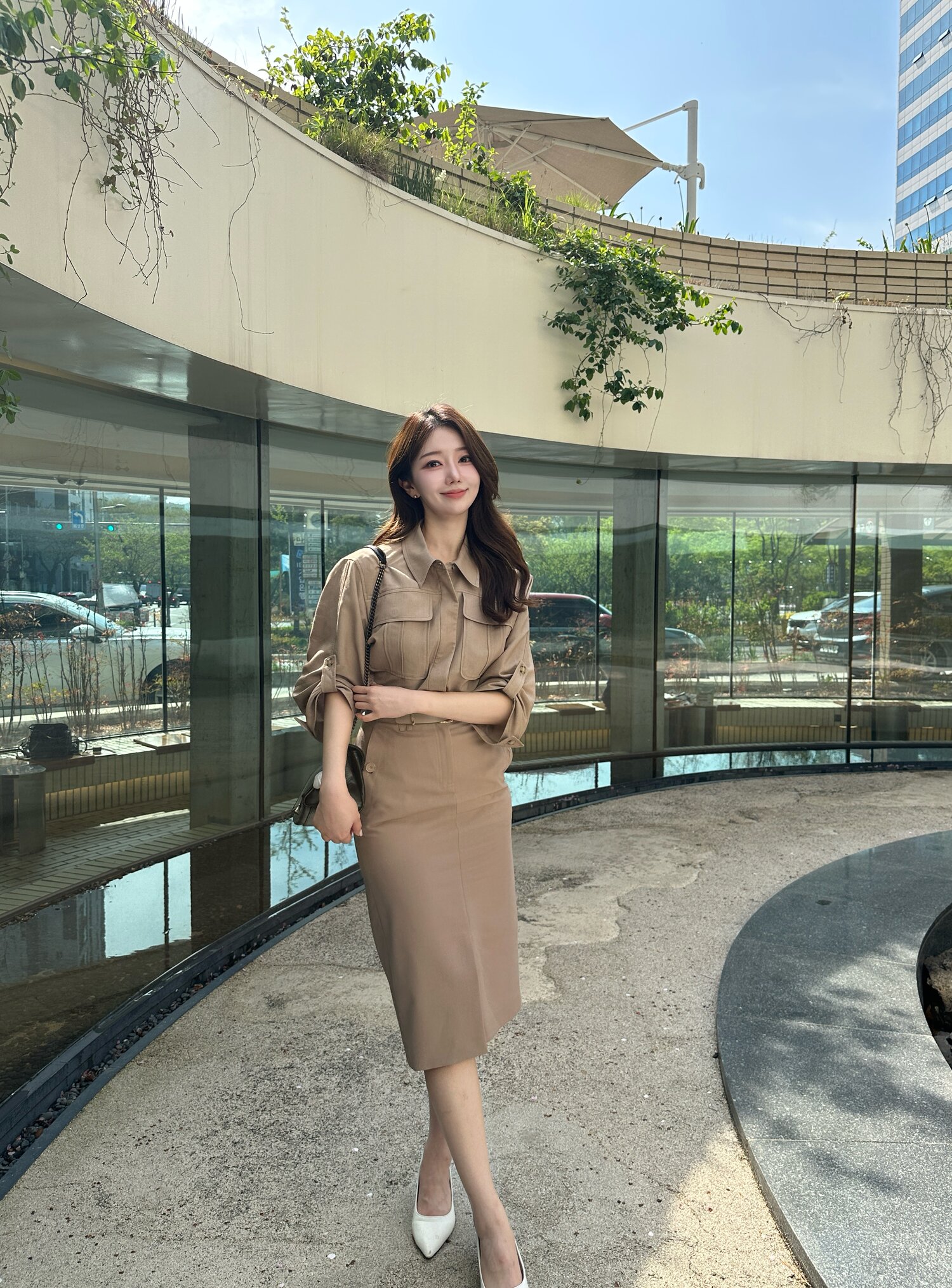 플랩 포켓 롤업 셔츠 재킷 (BEIGE)