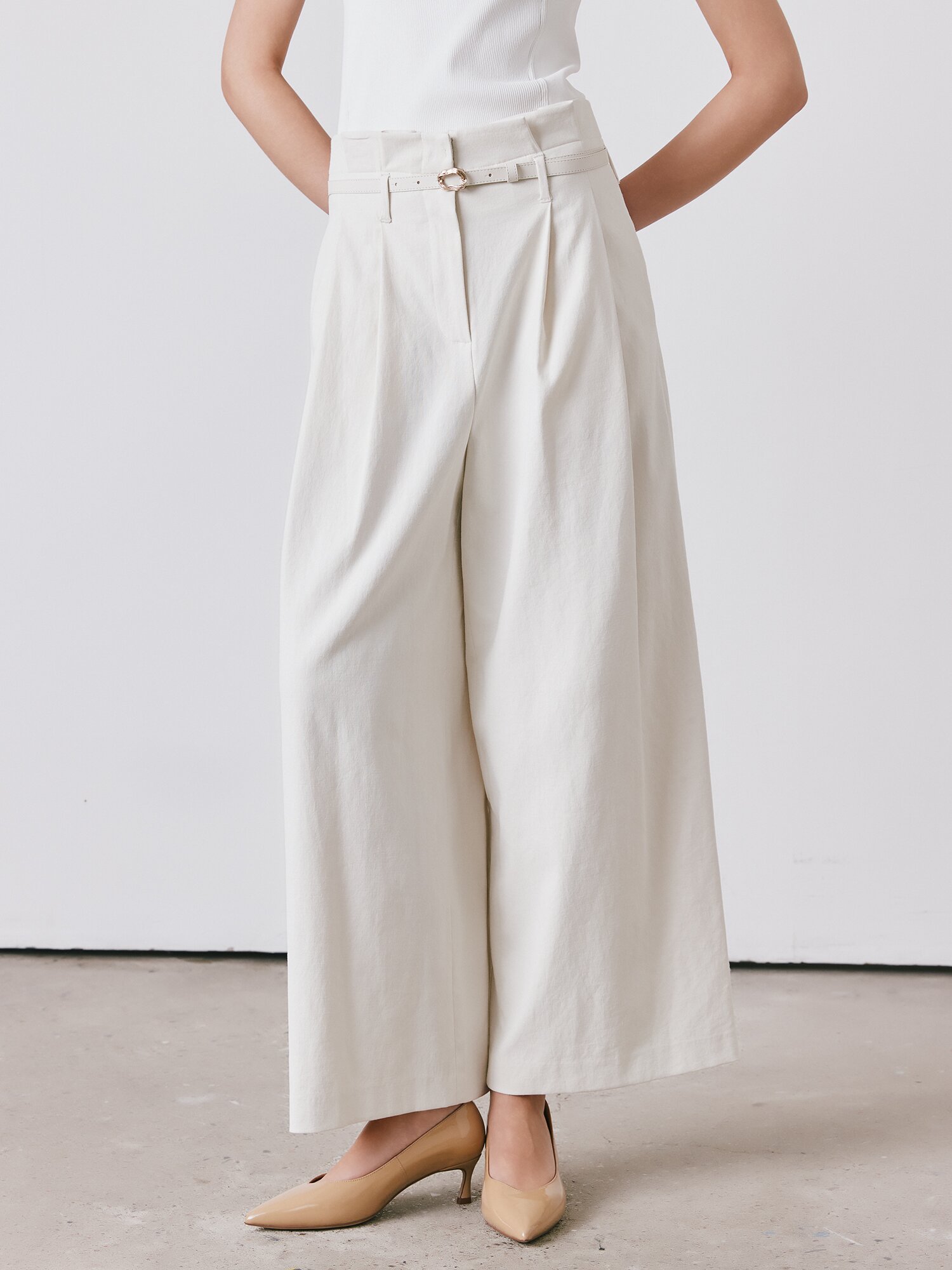 린넨 투턱 퀼로트 팬츠 (IVORY)