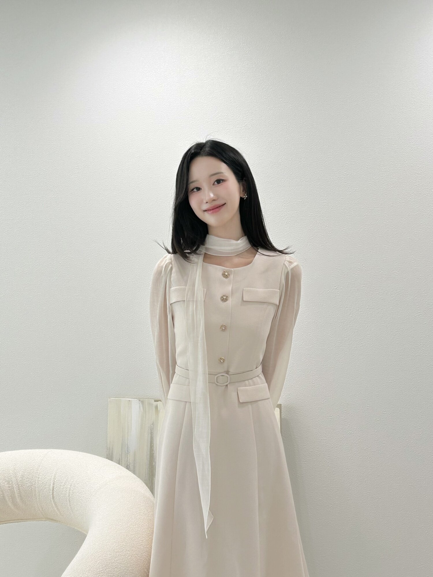 타이 시스루 슬리브 플레어 원피스 (LIGHT BEIGE)