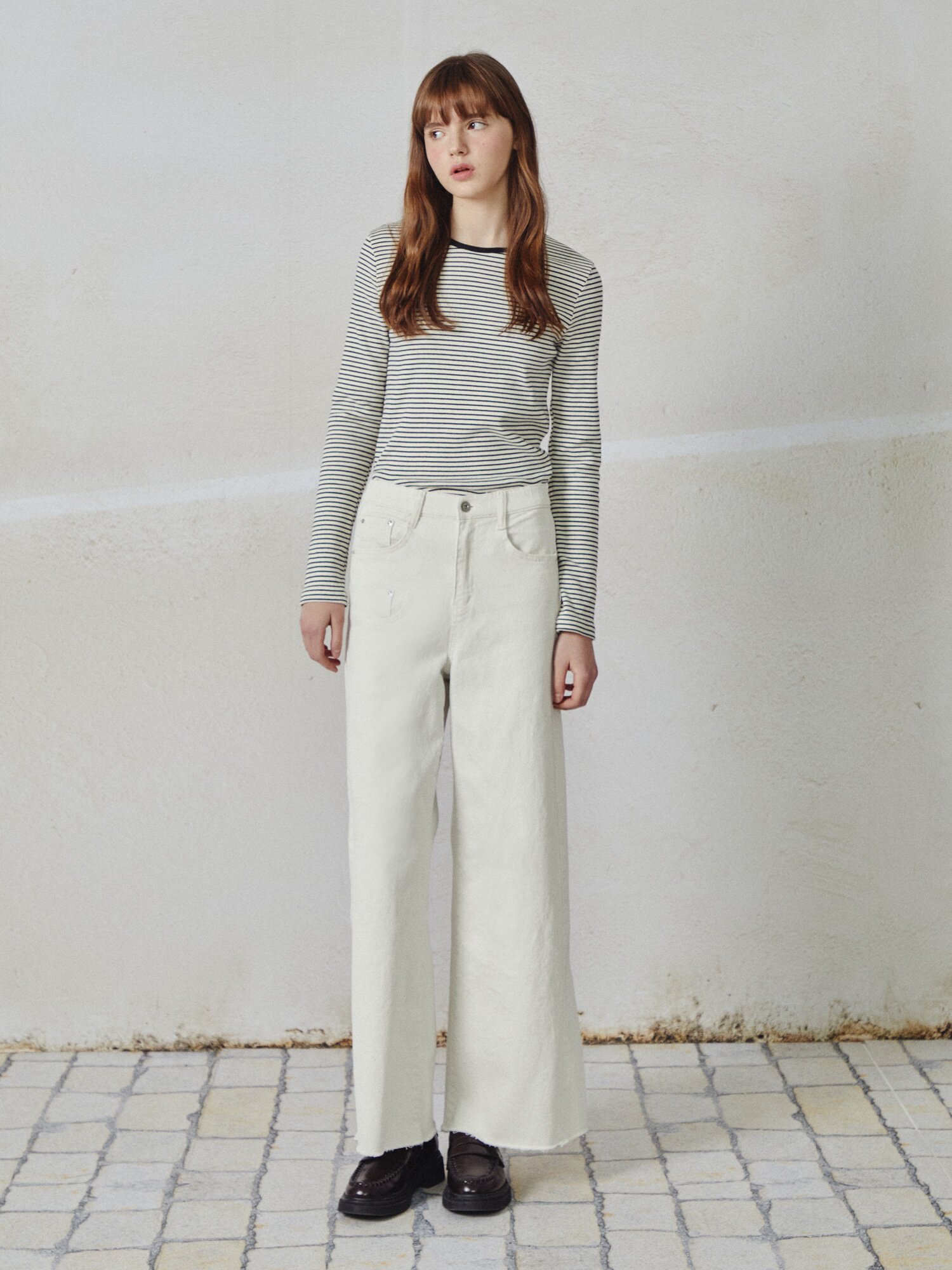 커팅 와이드핏 데님팬츠 (IVORY)