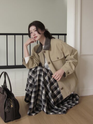 체크 언밸런스 헴 플레어 스커트 