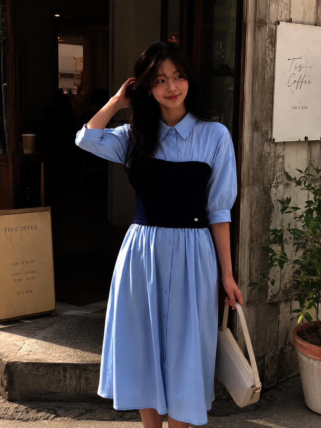 뷔스티에 배색 셔츠 플레어 원피스 (STRIPE BLUE)