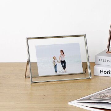 히키스 가족 아기 추억 기념사진 메탈 프레임 포토 테이블 사진액자 6x8